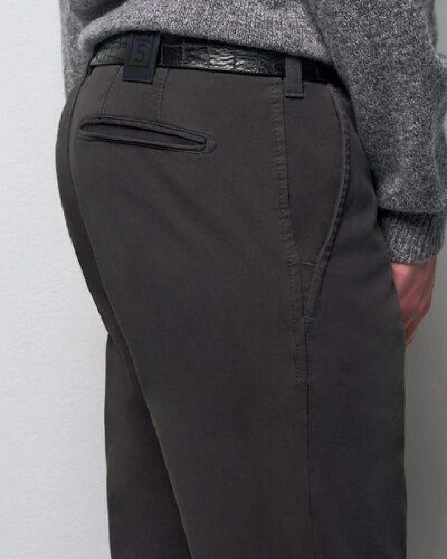 M 5 BY MEYER MIKROSTRUKTUR SUPER-STRETCH CHINO – Ansicht 4