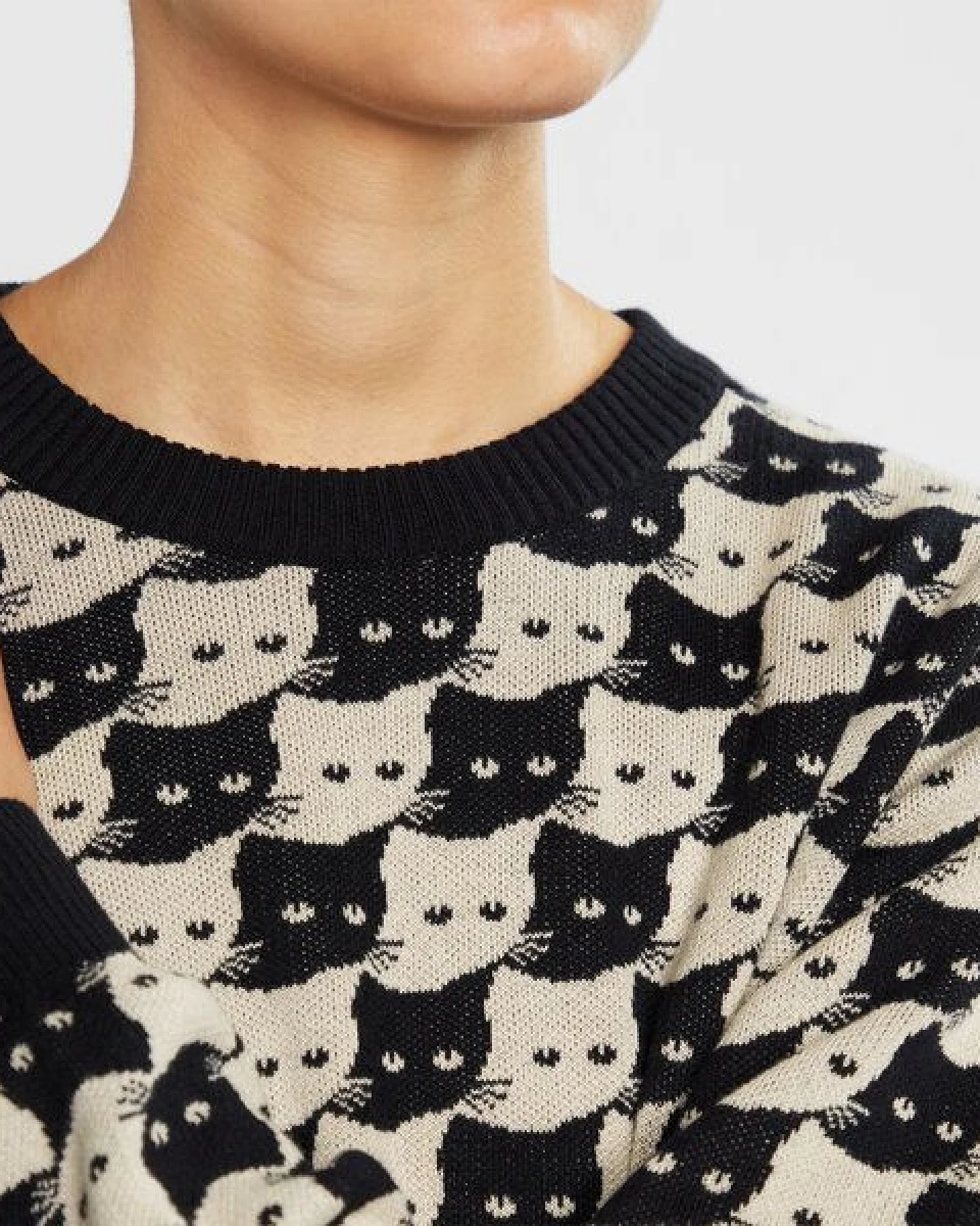 DEDICATED Damen Strickpullover Arendal Cats aus Biobaumwolle - Schwarz Weiß – Ansicht 2
