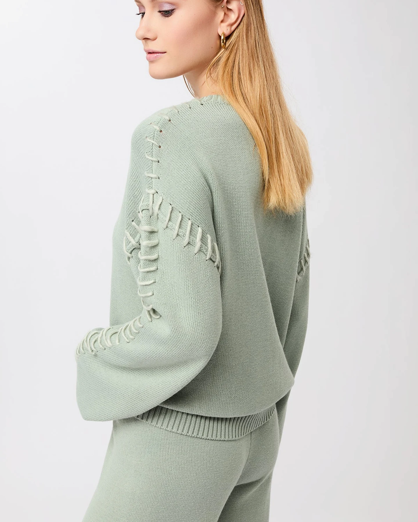MANDALA Damen vegan Locker Sitzender Strickpullover In Wüstengrün – Ansicht 2