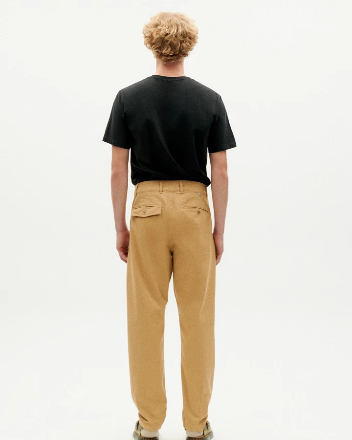 Thinking MU Herren vegan Hose Wotan Kamelgelb