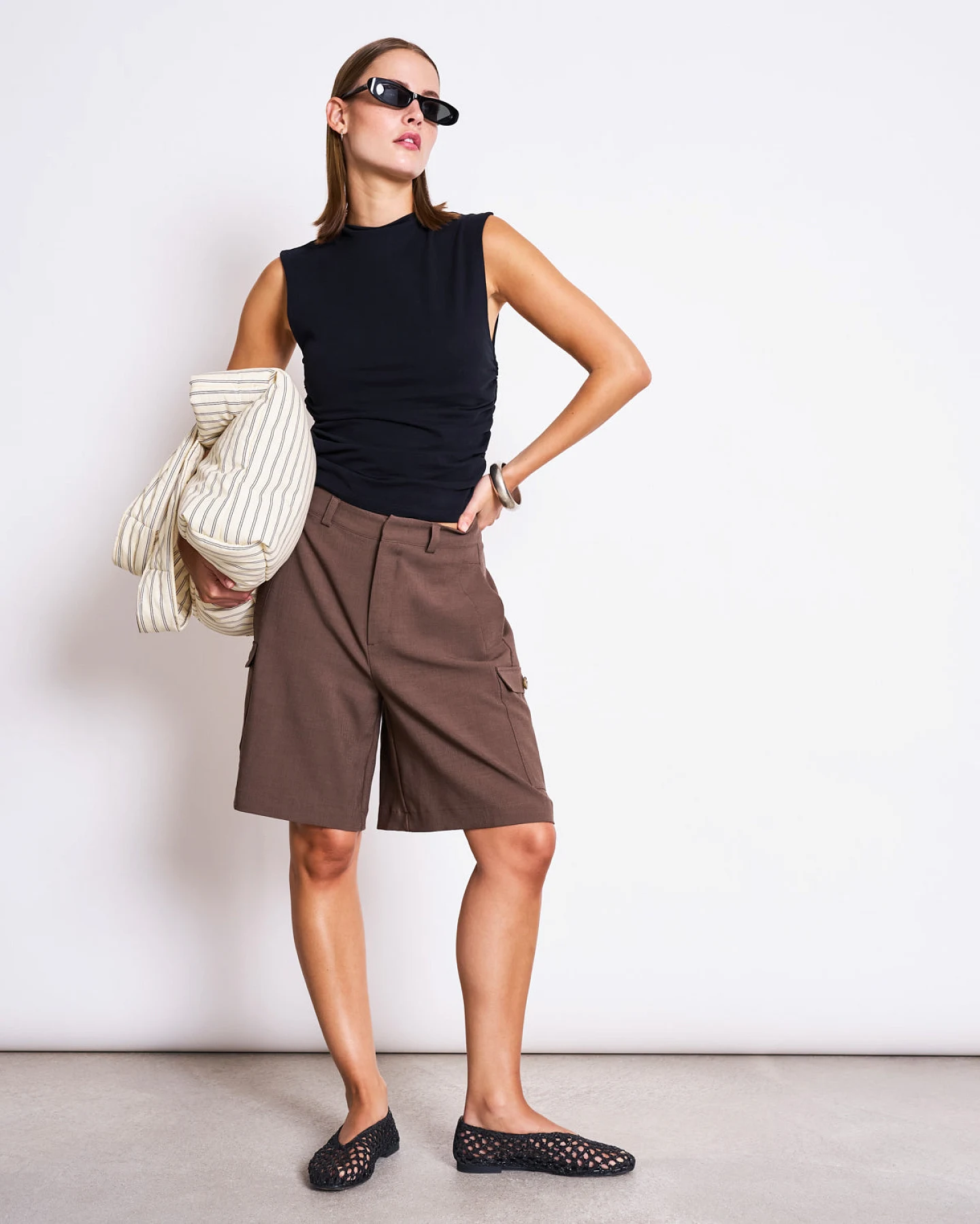 JAN 'N JUNE Damen vegan Kurze Hose Fano Clay Brown – Ansicht 2