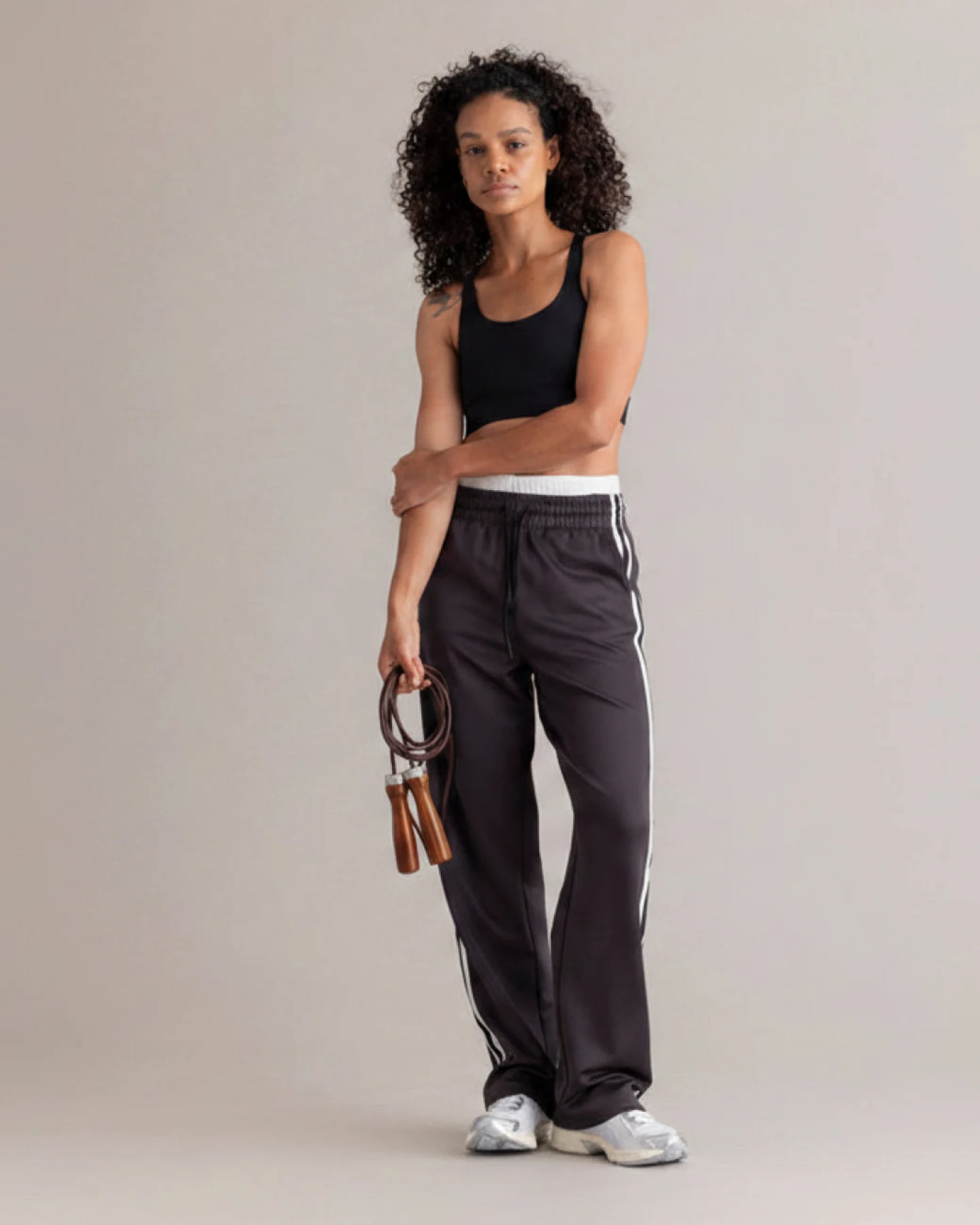 Hey Honey Classic Trackpants - Grey – Ansicht 3