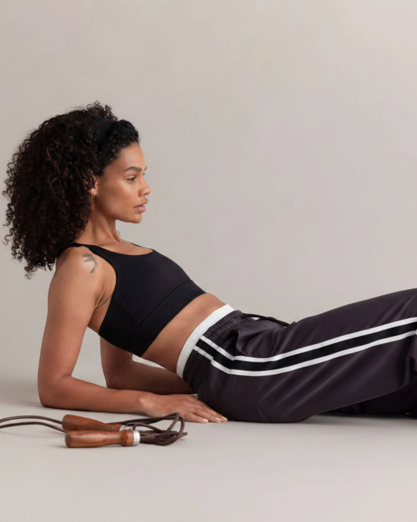 Hey Honey Classic Trackpants - Grey – Ansicht 5