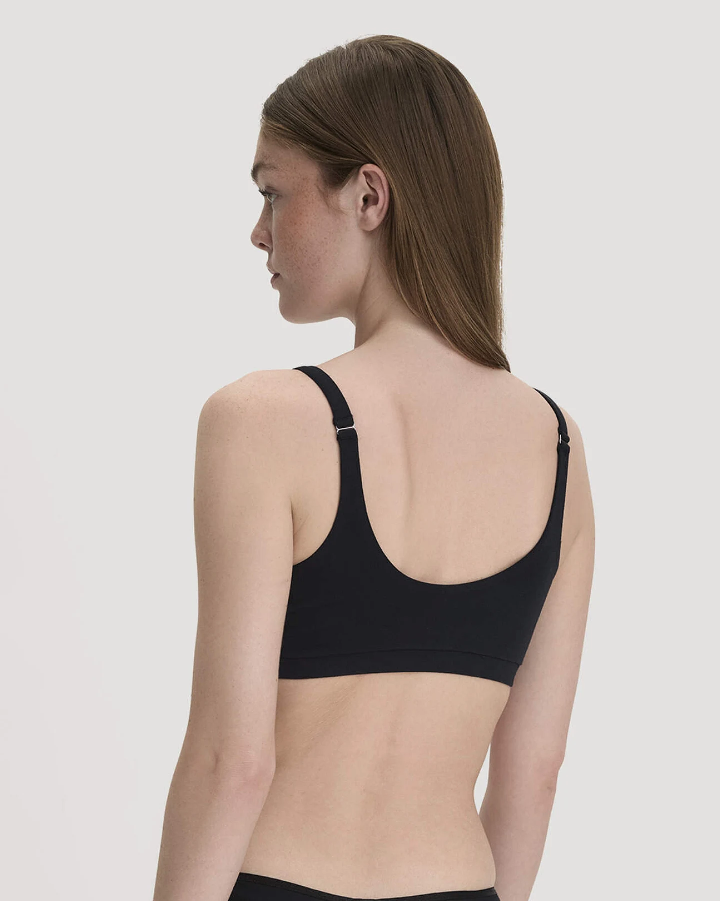 hessnatur Damen Bustier PURE SENSE aus TENCEL™ Modal - schwarz - Größe 40 – Ansicht 2
