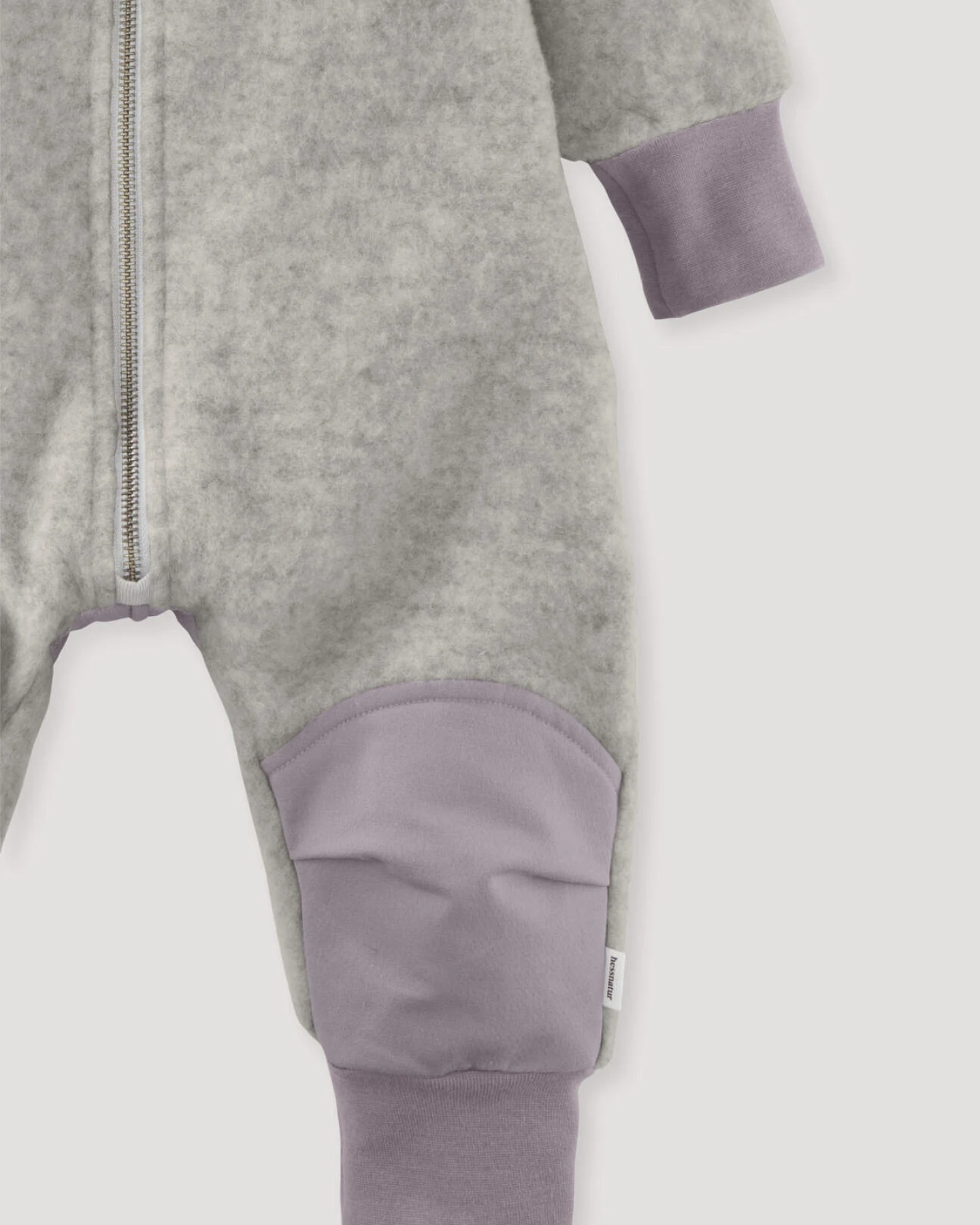 hessnatur Baby Wollfleece Overall aus Bio-Merinowolle mit Softshell - grau - Größe 86/92 – Ansicht 4