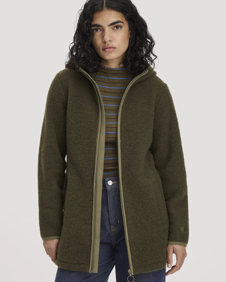 hessnatur Damen Wollfleece-Jacke mit Kapuze Regular aus Bio-Merinowolle - grün - Größe L