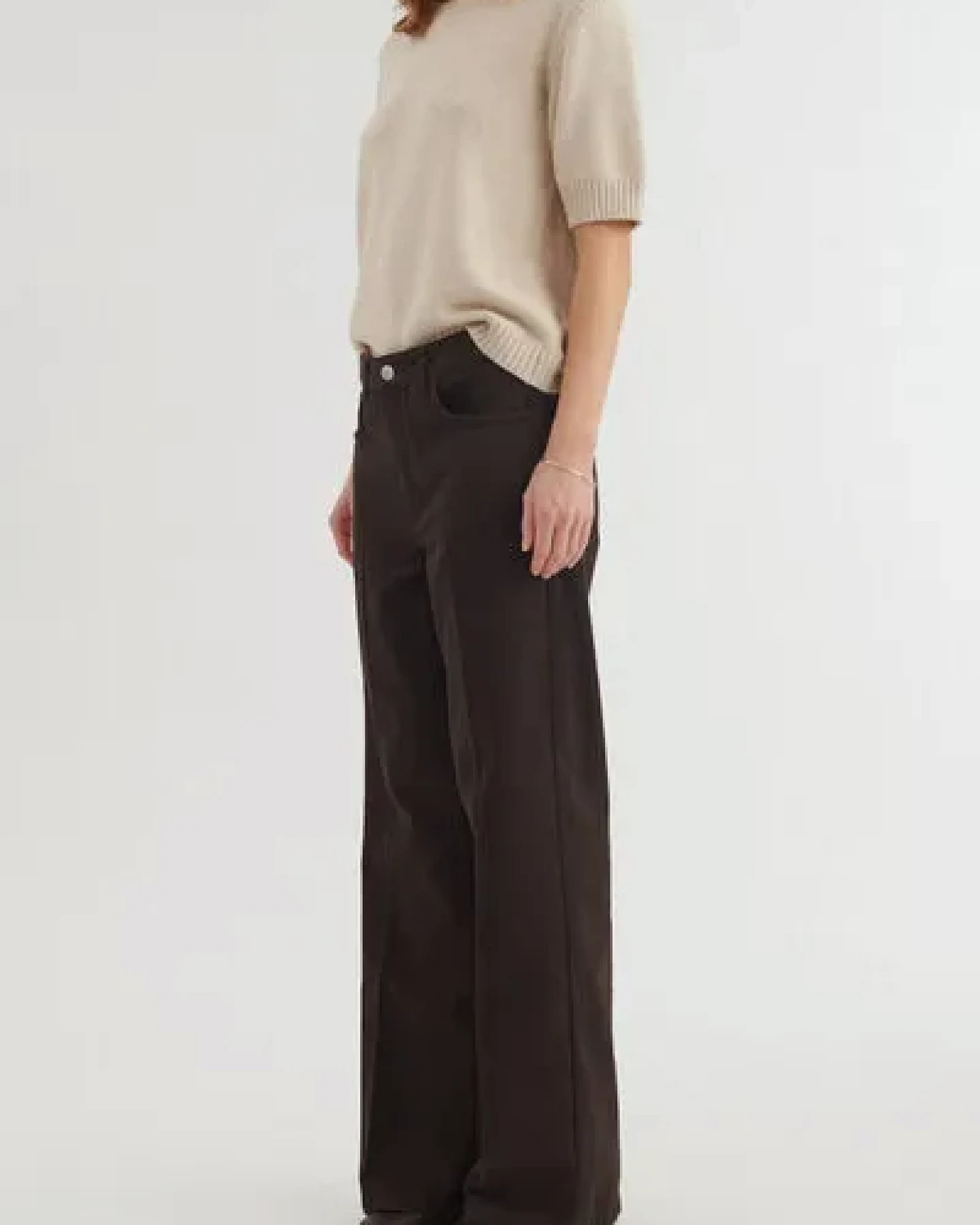 Basic Apparel High-Waist Jeans ENYA aus Bio-Baumwolle und recycelter Baumwolle – Ansicht 2