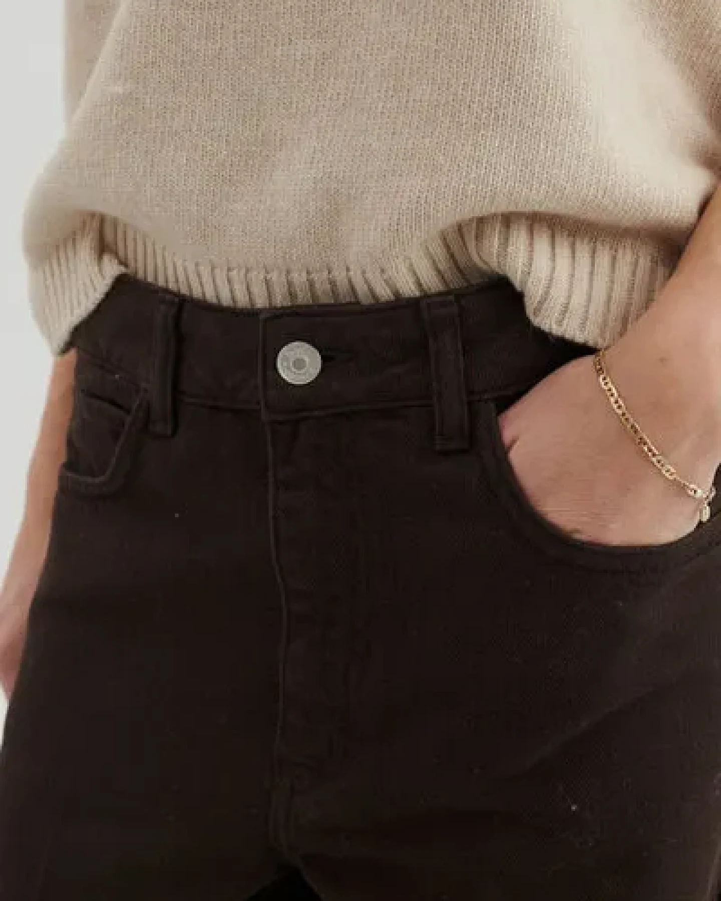 Basic Apparel High-Waist Jeans ENYA aus Bio-Baumwolle und recycelter Baumwolle – Ansicht 4