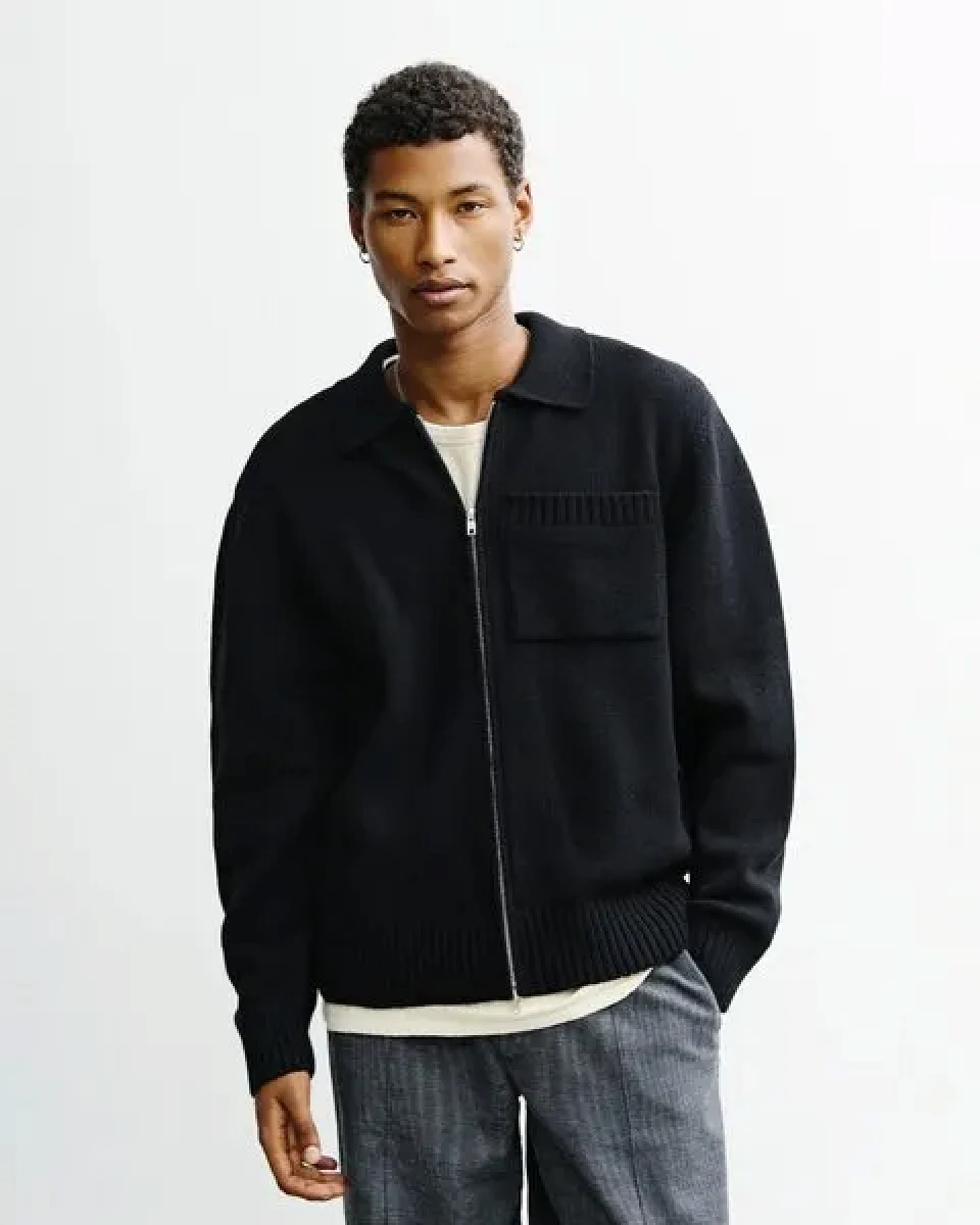 Rotholz Polo Strickjacke aus recycelter Wolle – Ansicht 3