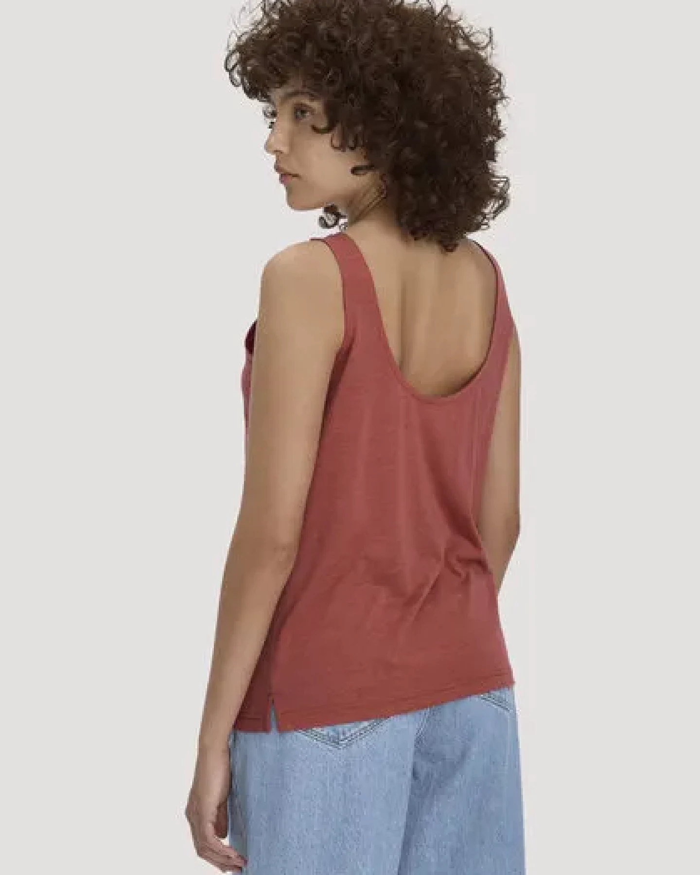 hessnatur Jersey Top Relaxed aus TENCEL Lyocell mit Bio-Baumwolle – Ansicht 2