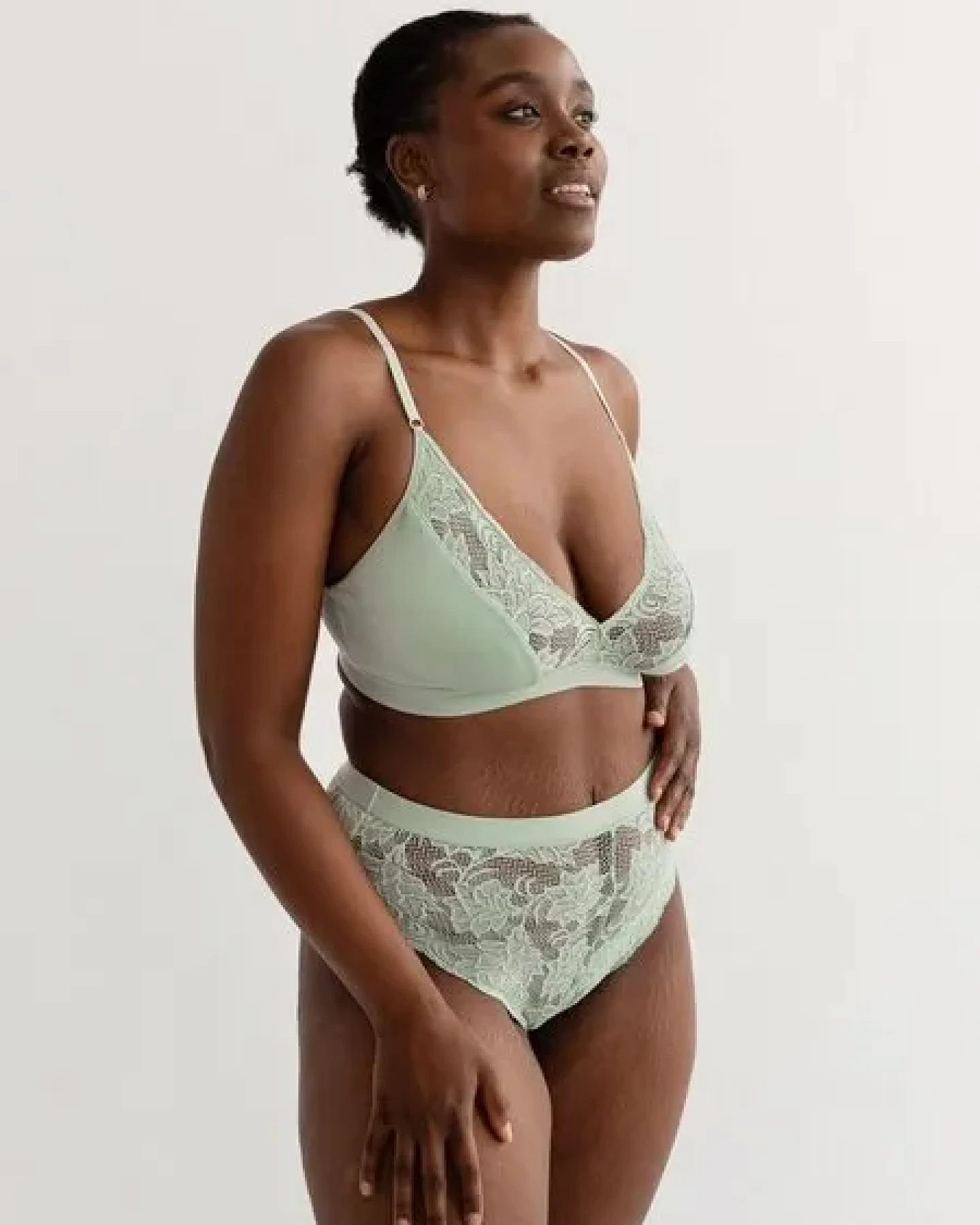 erlich textil Alisa bügelloses Bustier mit Spitze aus weichem Modal, made in Europe – Ansicht 2