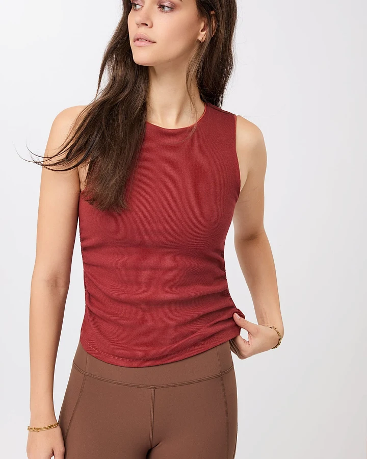 MANDALA Damen vegan Top Mit Rippenbündchen Und Rüschen An Der Seite Siena