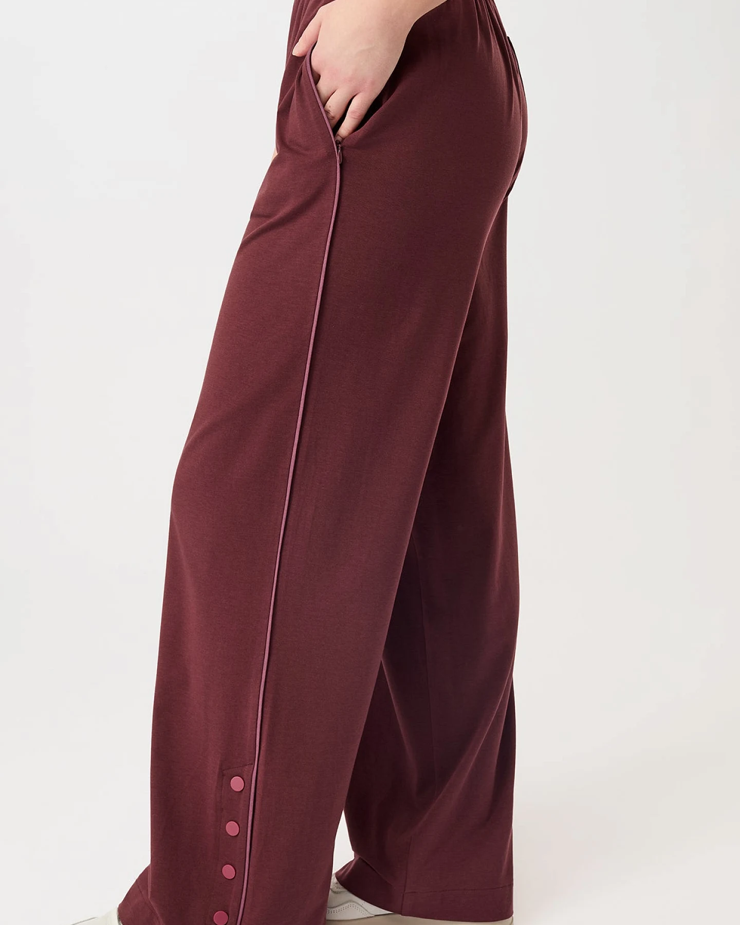 MANDALA Damen vegan Jogginghose Ruby – Ansicht 2