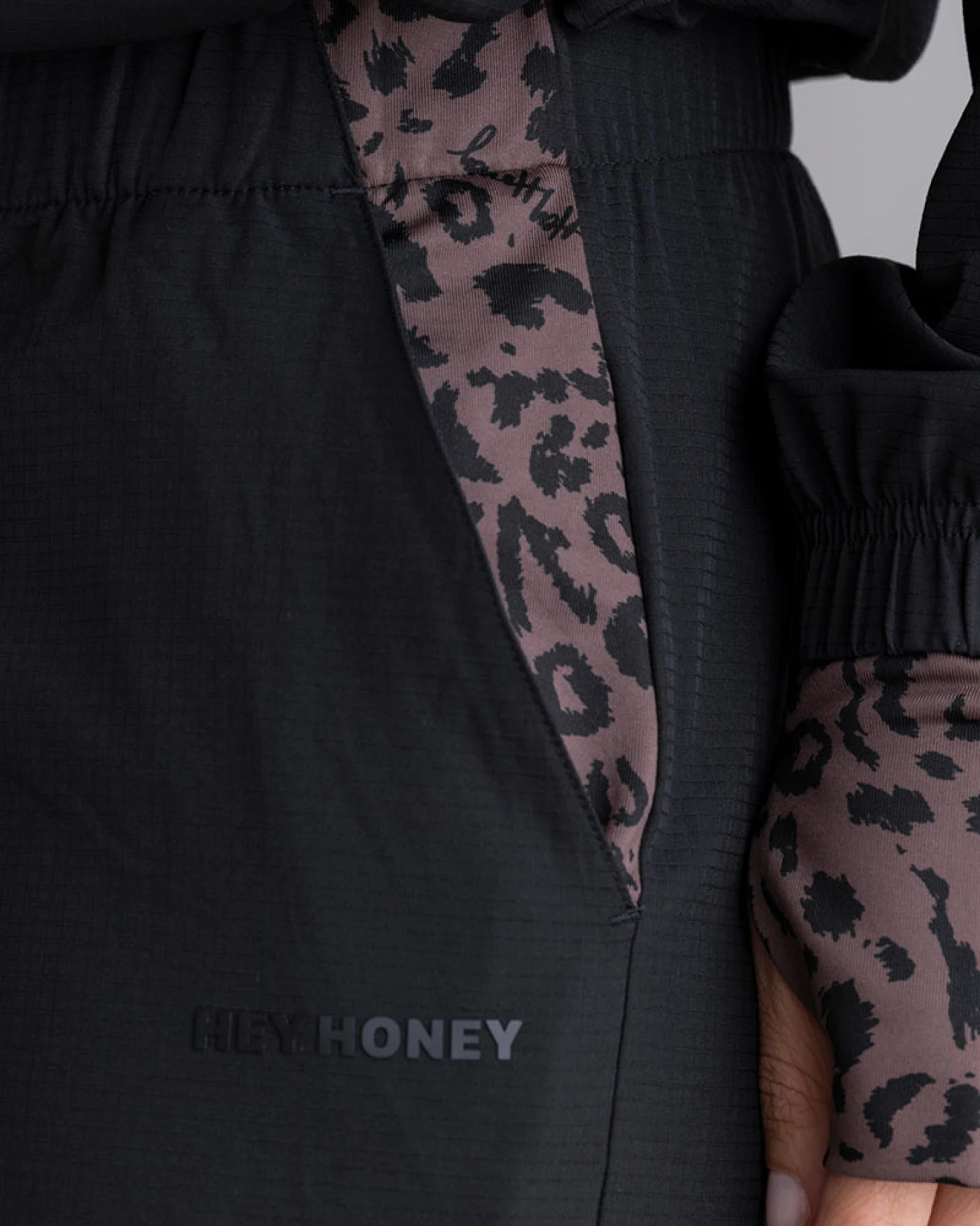 Hey Honey Ribstop Pants - Black – Ansicht 7