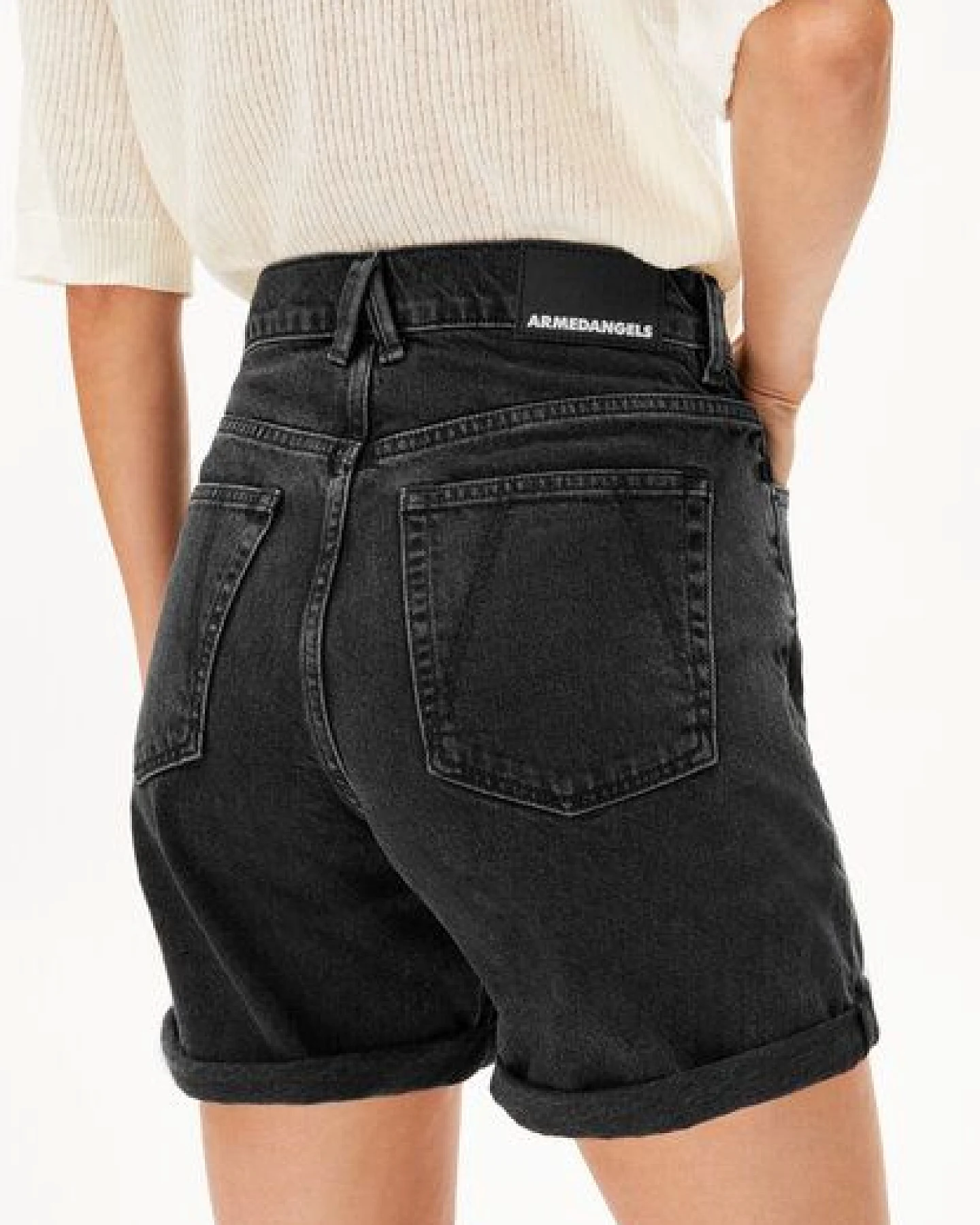 ARMEDANGELS SHEAARI Damen Jeans Shorts aus recycelter Baumwolle – Ansicht 3