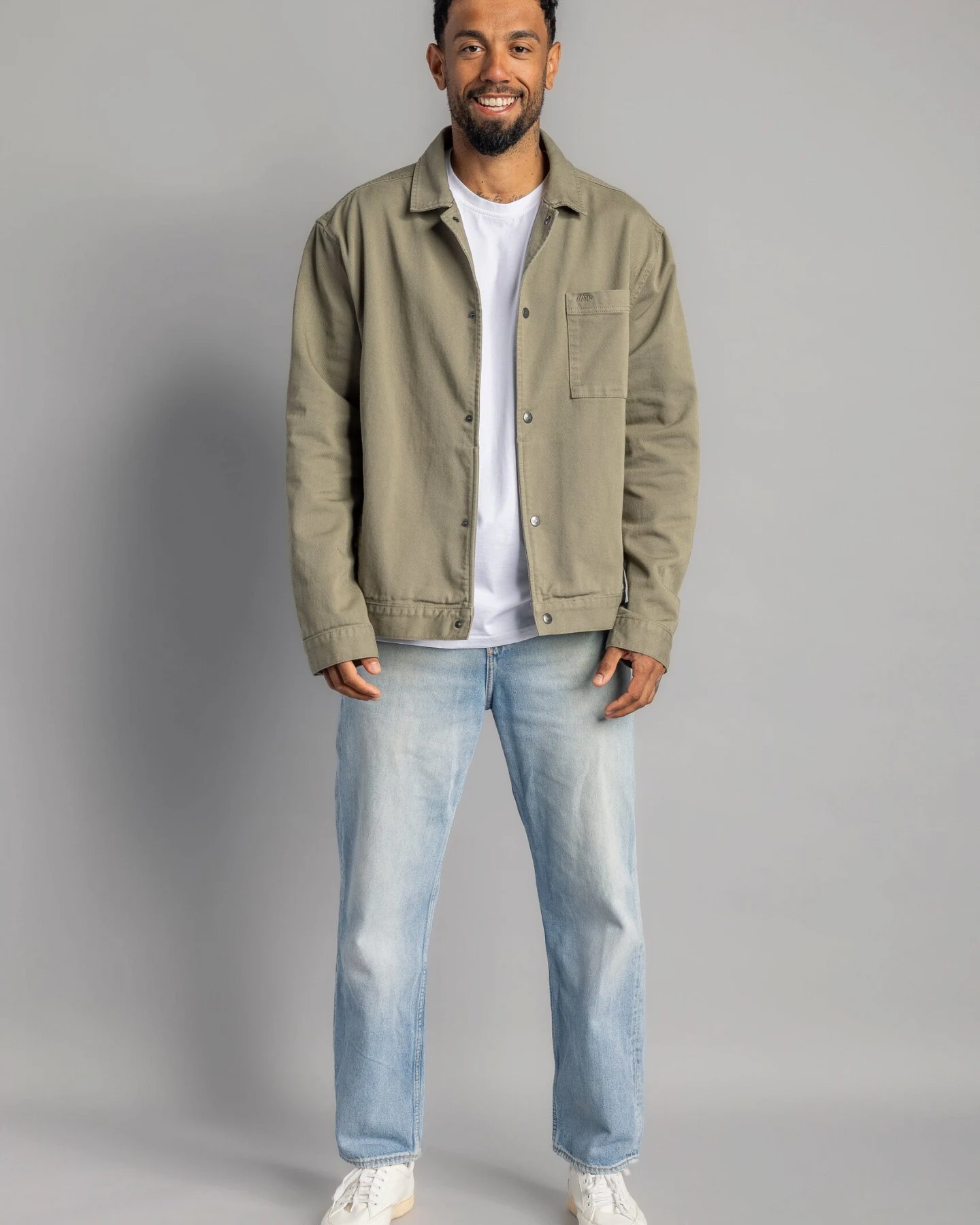 DIRTS Herren vegan Jeansjacke Unisex Dusty Olive – Ansicht 2