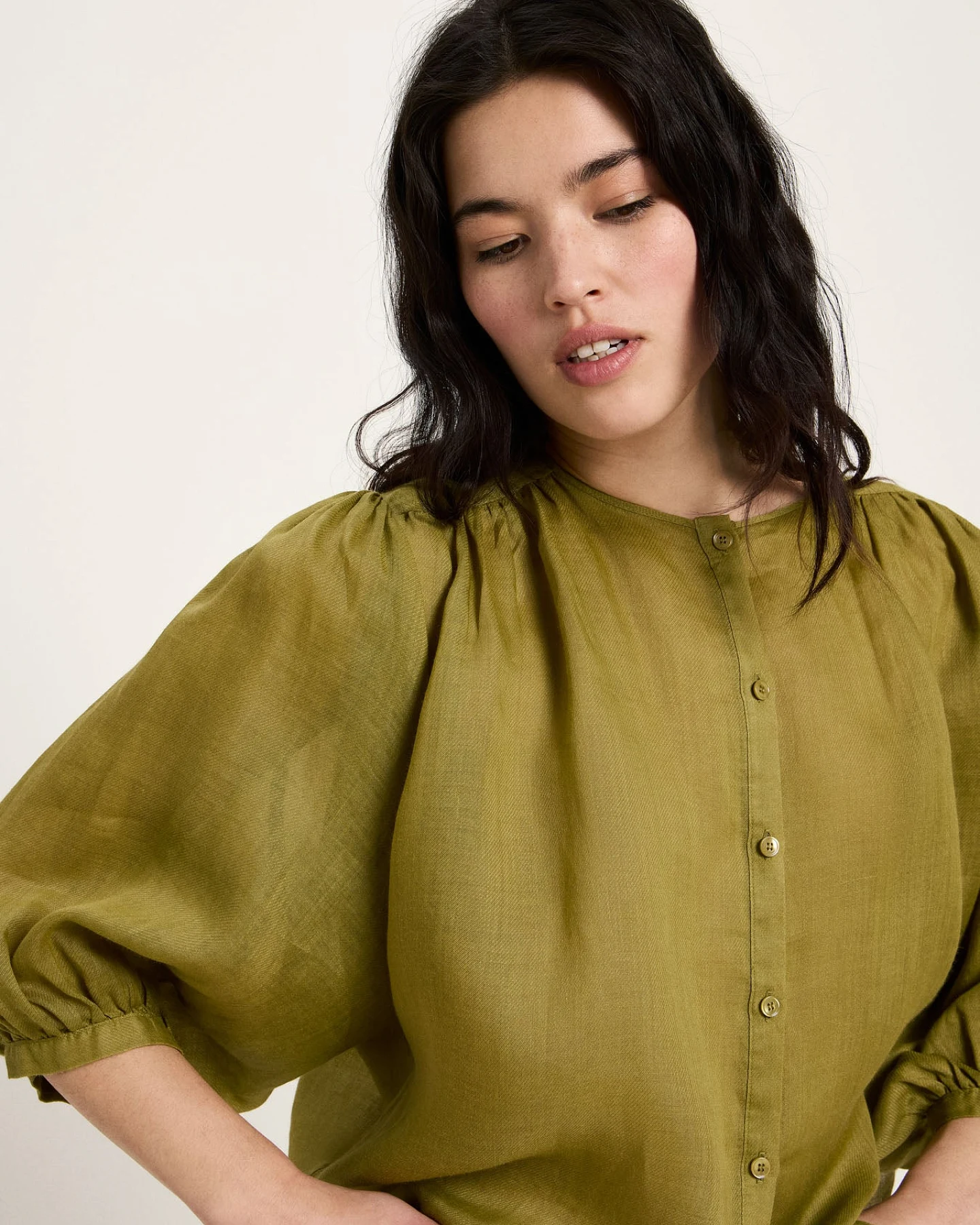 Bluse mit Kräuseln – Ansicht 4