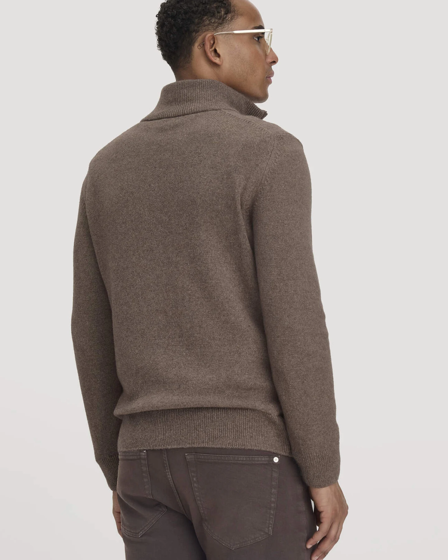 hessnatur Herren Strick Troyer Regular aus Bio-Merinowolle mit Bio-Baumwolle - braun - Größe L – Ansicht 3