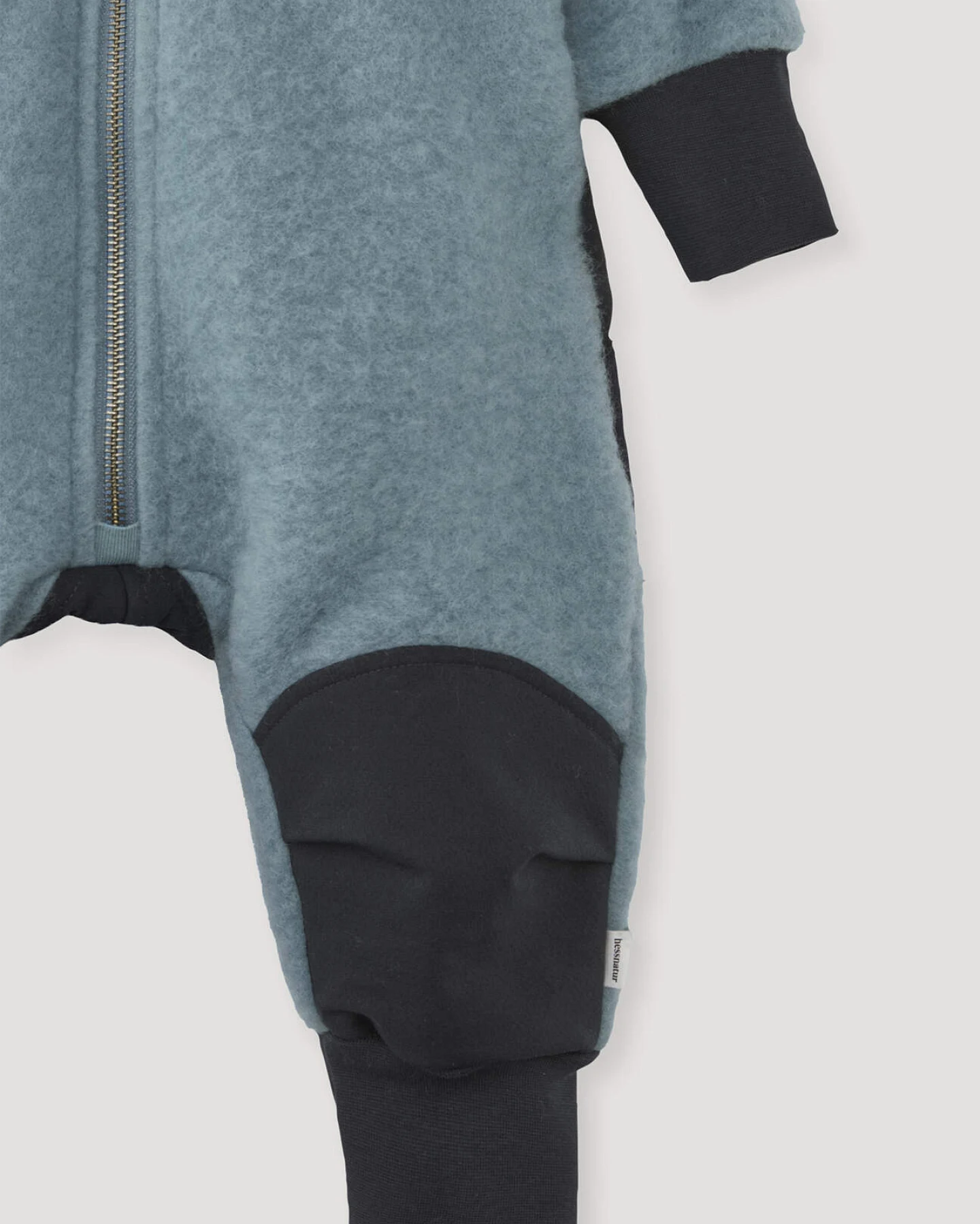 hessnatur Baby Wollfleece Overall aus Bio-Merinowolle mit Softshell - blau - Größe 98/104 – Ansicht 3