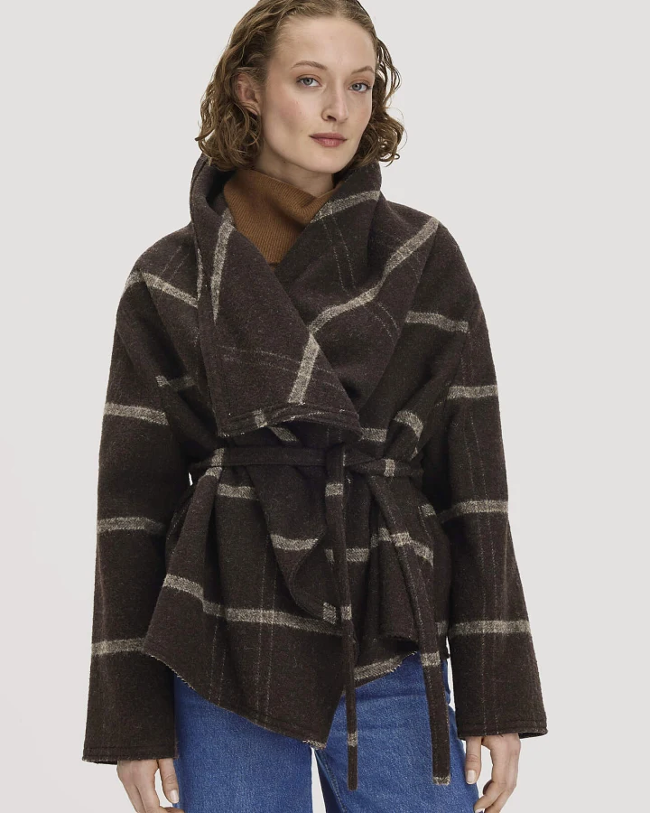 hessnatur Damen Rhön-Poncho Relaxed aus Rhönwolle und europäischer Schurwolle - braun - Größe L