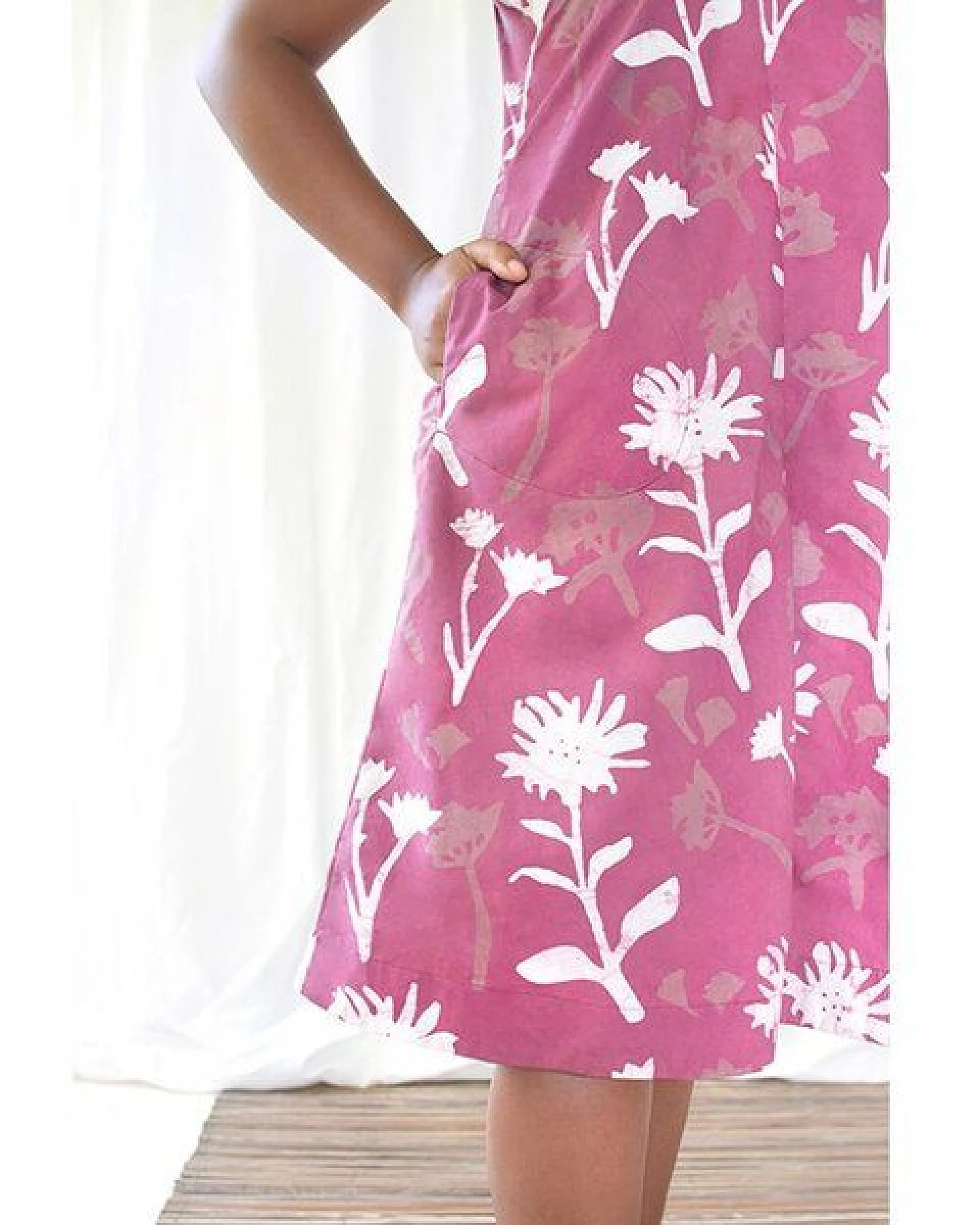 Global Mamas Bio Kleid - OAKLYNN - Mod/Rosewood/Rings/Diamonds – Ansicht 3