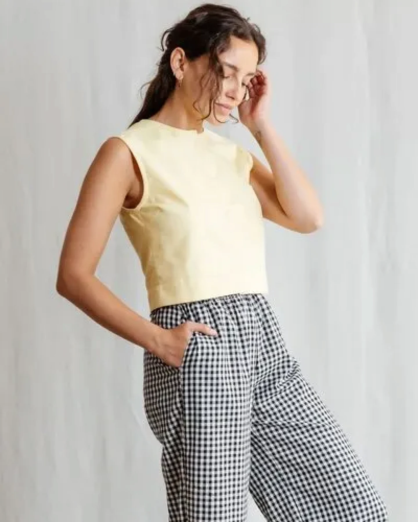 Jyoti - Fair Works Bio-Baumwoll Top Diyan Zitronengelb – Ansicht 3