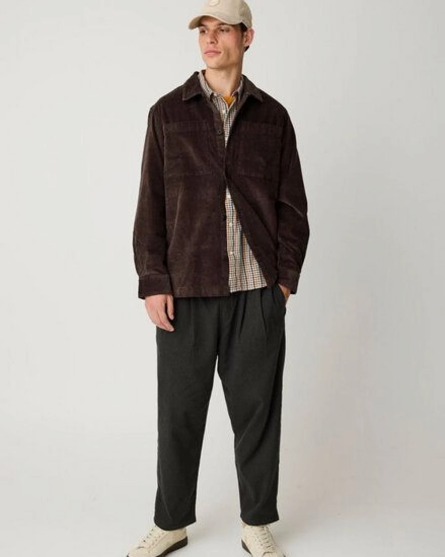 KnowledgeCotton Apparel Lockeres Cord-Overshirt aus Bio-Baumwolle – Ansicht 2