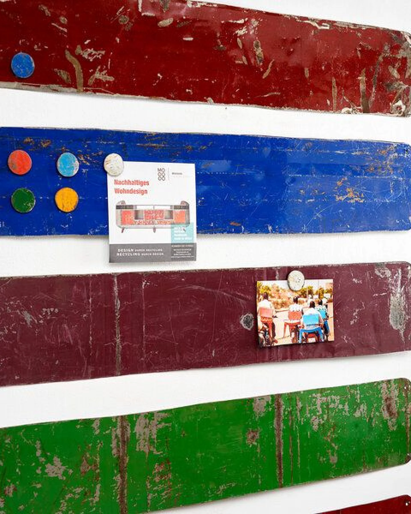 Moogoo Creative Africa Magnetboard Magnettafel mit 5 bunten Magneten – Ansicht 4