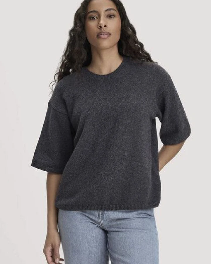 Produktseite: hessnatur Strick Pullover Oversize aus Bio-Merinowolle mit Bio-Baumwolle