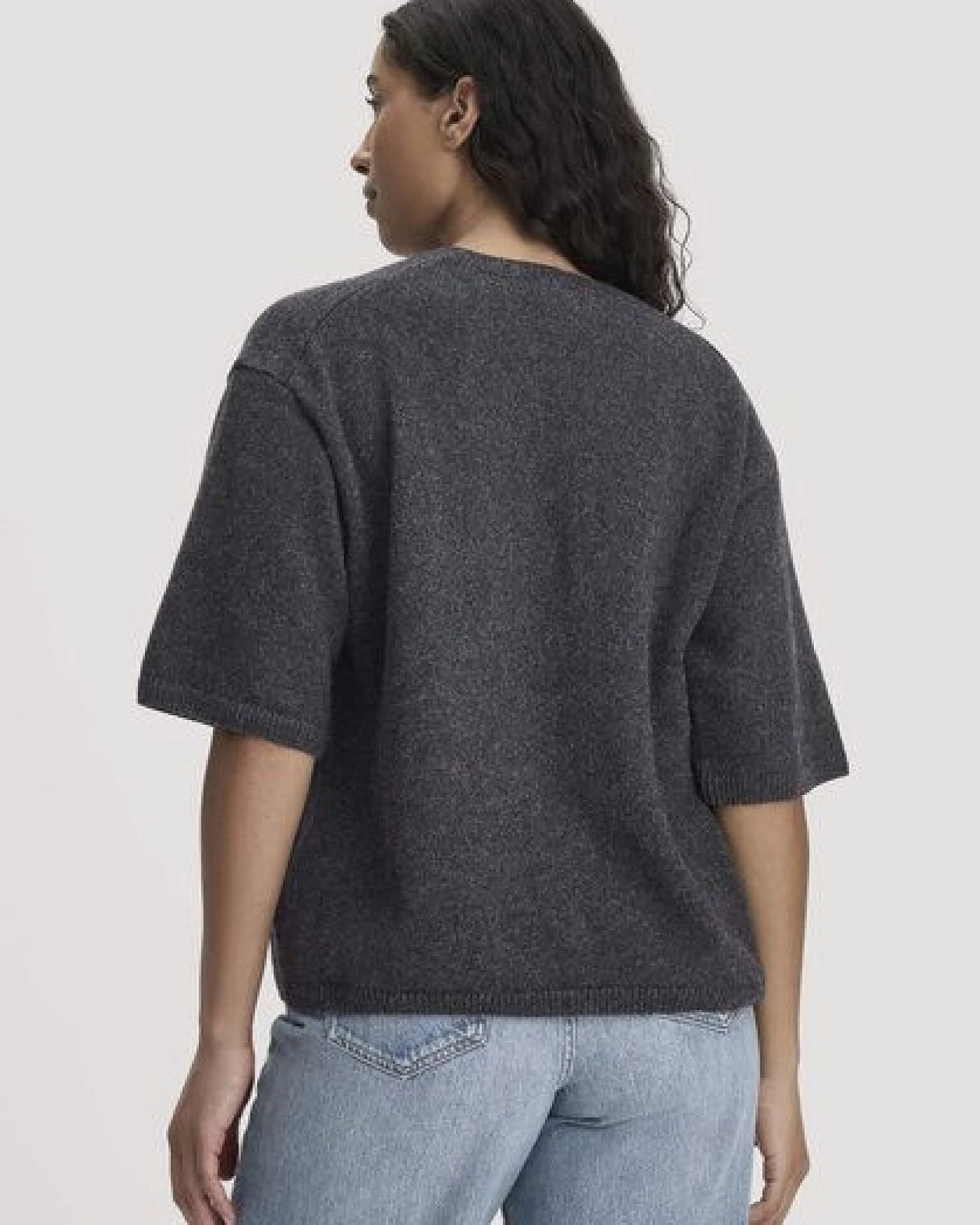 hessnatur Strick Pullover Oversize aus Bio-Merinowolle mit Bio-Baumwolle – Ansicht 2