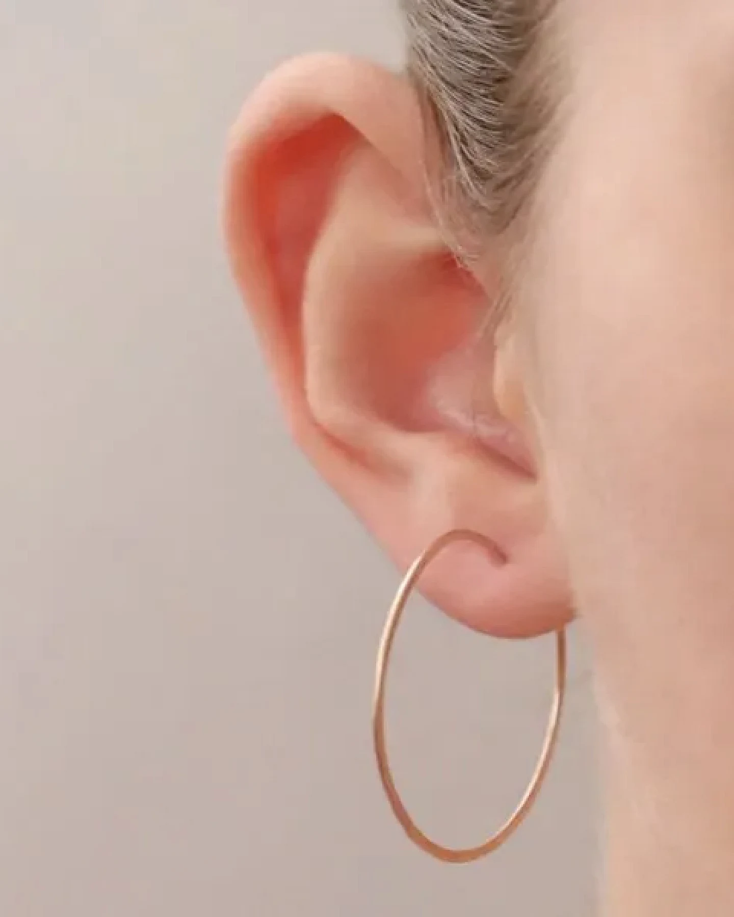 BELLYBIRD Jewellery CREOLEN - Kreis, gehämmert, S/M/L – Ansicht 4