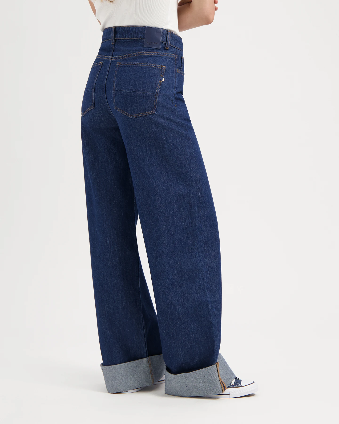 Kuyichi Damen vegan Jeans Francis Super Wide Rinse Blau – Ansicht 2