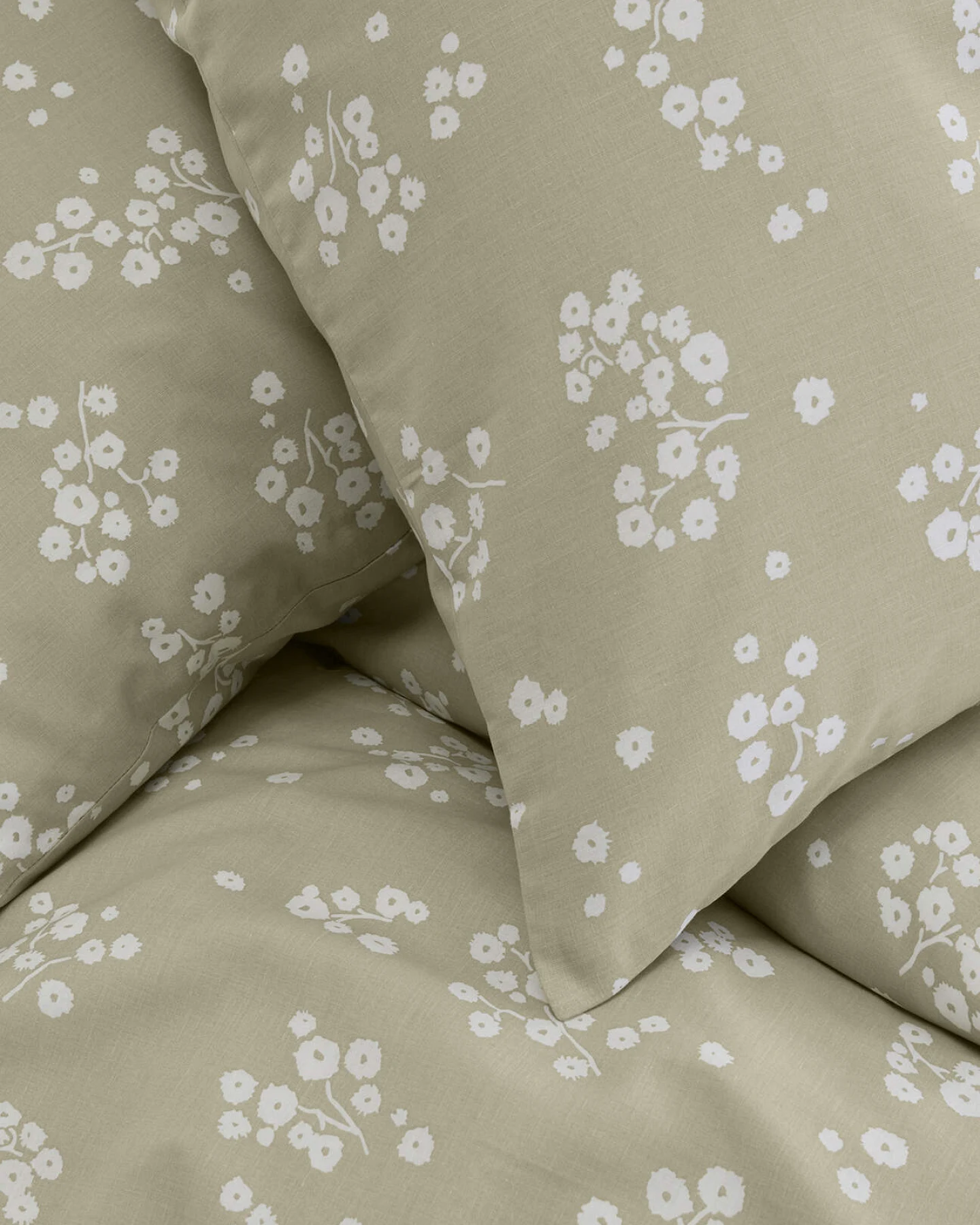 hessnatur Renforcé Bettwäsche Set HANAMI aus Bio-Baumwolle - grün - Größe 135x200 / 40x80 cm – Ansicht 4
