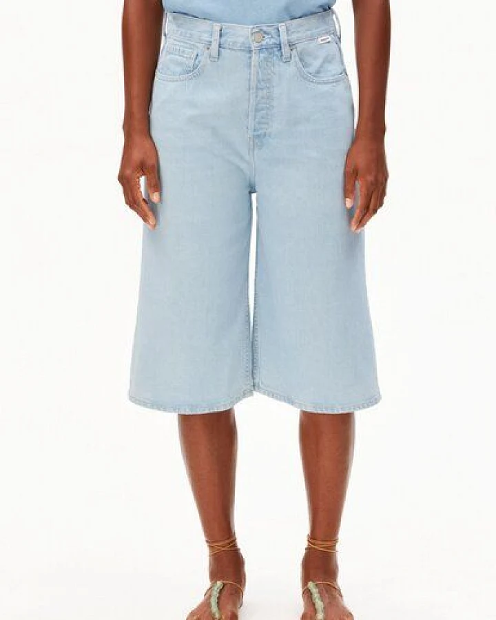 ARMEDANGELS CITY Damen Jeans-Shorts aus 100% recycelter Baumwolle