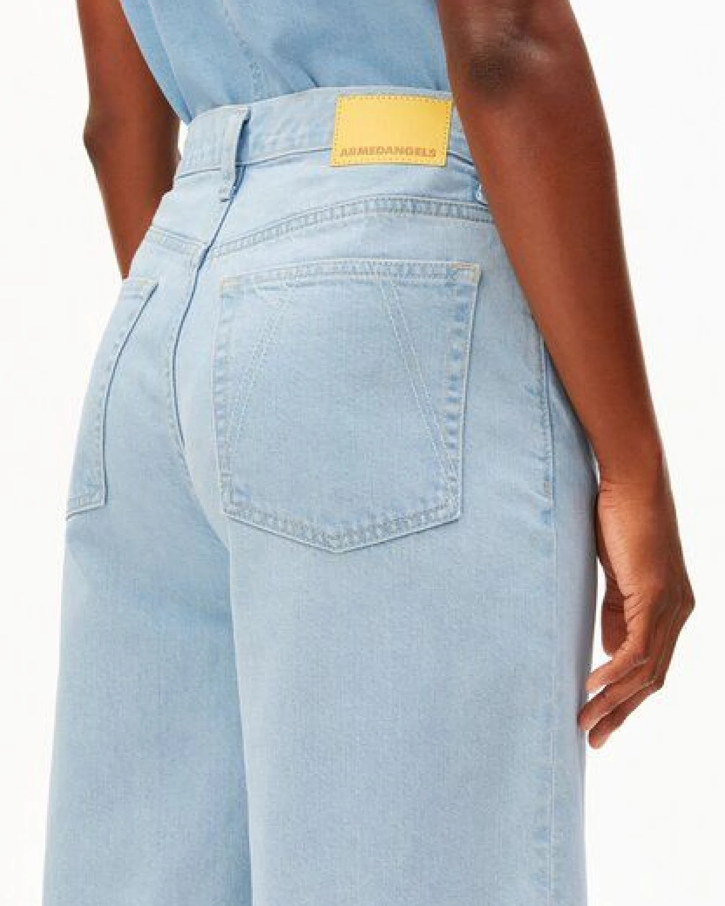 ARMEDANGELS CITY Damen Jeans-Shorts aus 100% recycelter Baumwolle – Ansicht 3
