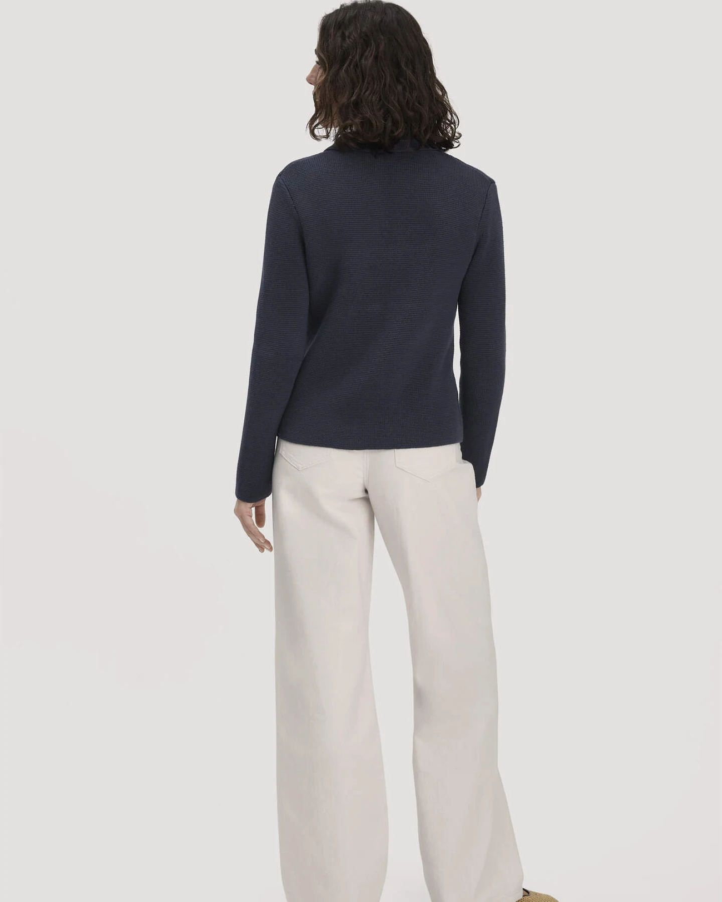 hessnatur Damen Jeans ALVA Wide Leg UNDYED aus Bio-Baumwolle mit TENCEL™ Lyocell - natur - Größe 33/32 – Ansicht 2