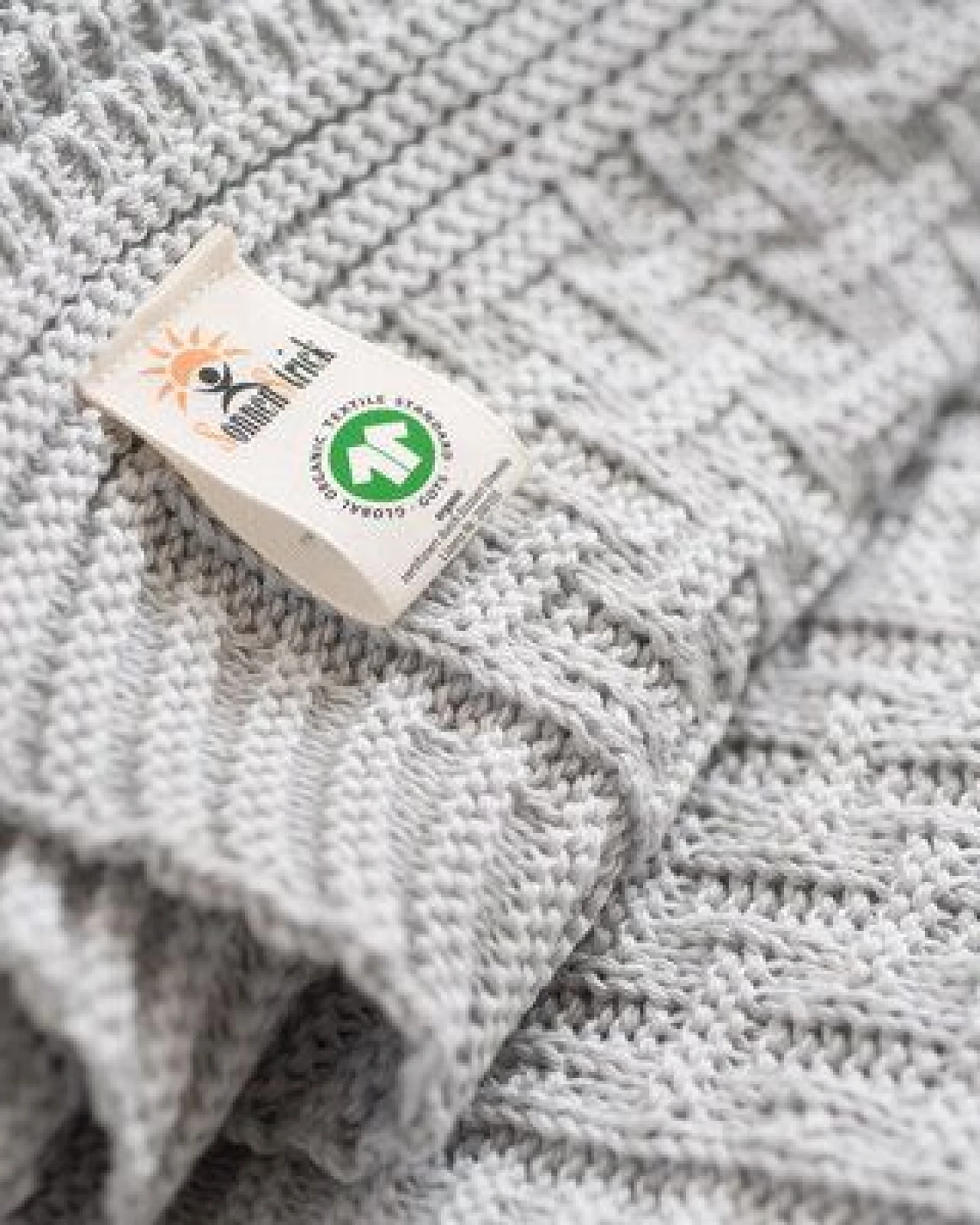 Sonnenstrick – Bio Baby-Strickdecke "Karostrickmotiv" (100 x 90 cm) Bio-Baumwolle – Ansicht 4