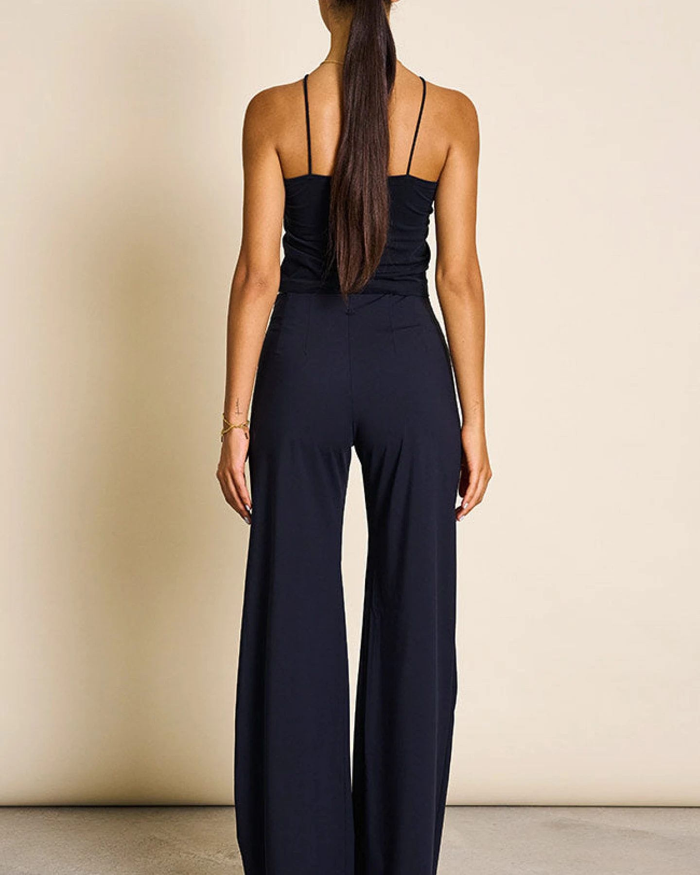 JAN 'N JUNE Damen vegan Hose Marlene Schwarz – Ansicht 2
