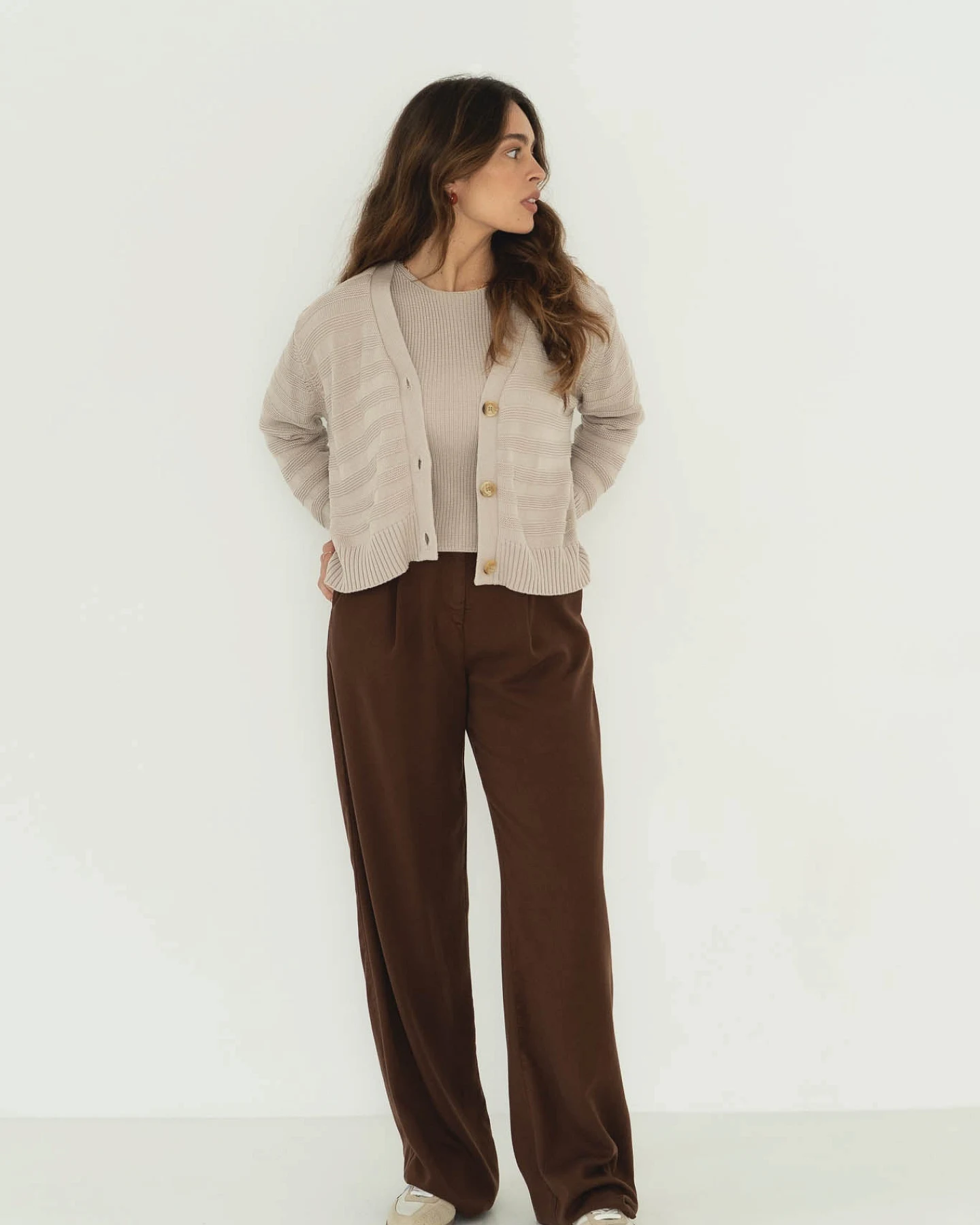 Näz Damen vegan Hose Mara Brown – Ansicht 2