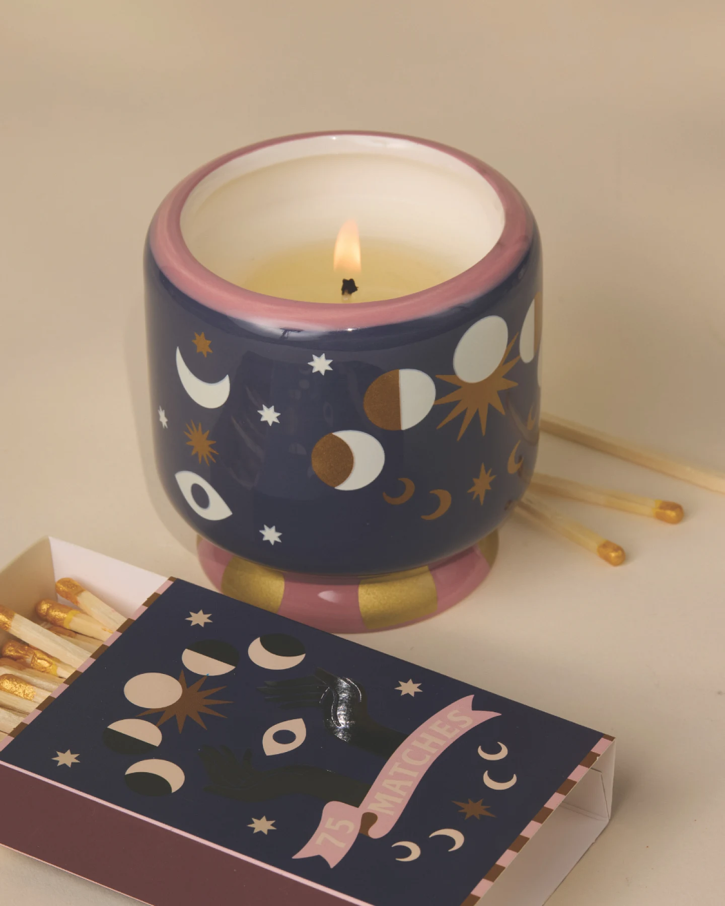 Designworks Keramik-Duftkerze Moon Phases ‐ Jasmine & Rose – Ansicht 3
