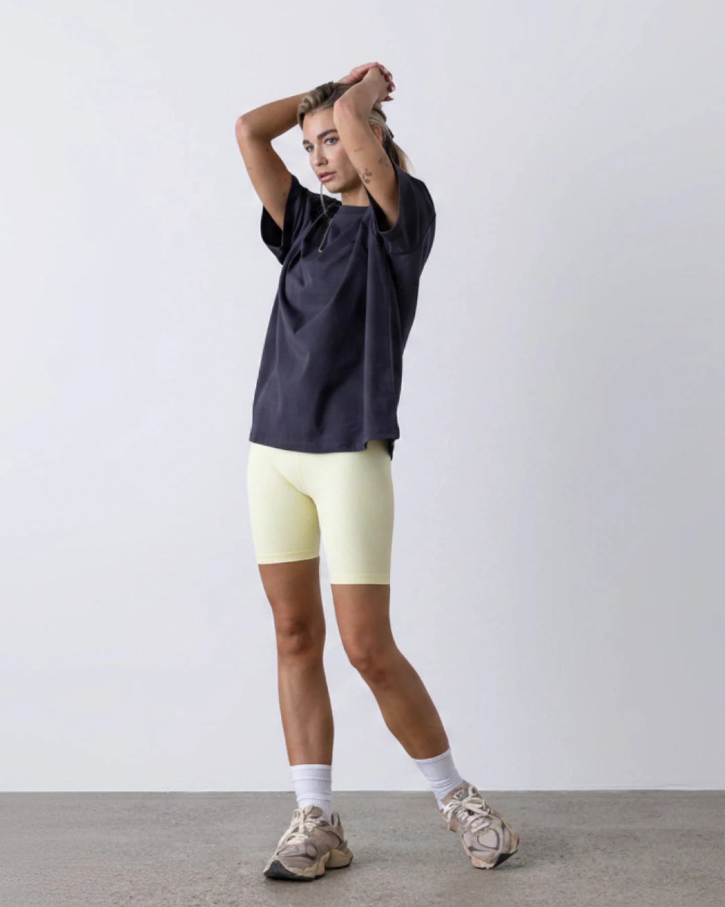 Hey Honey Biker Ribbed - Pastel Yellow – Ansicht 3