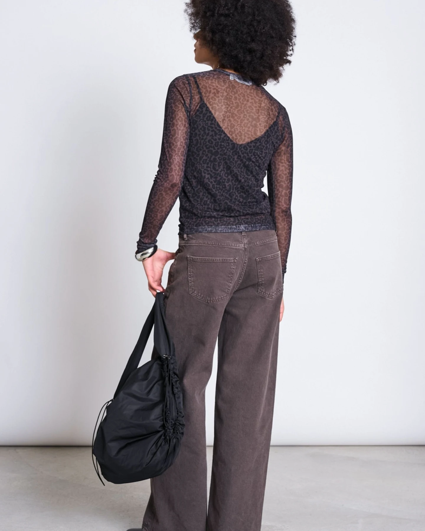 Longsleeve Dora Mesh Dark Leo Print Braun – Ansicht 2