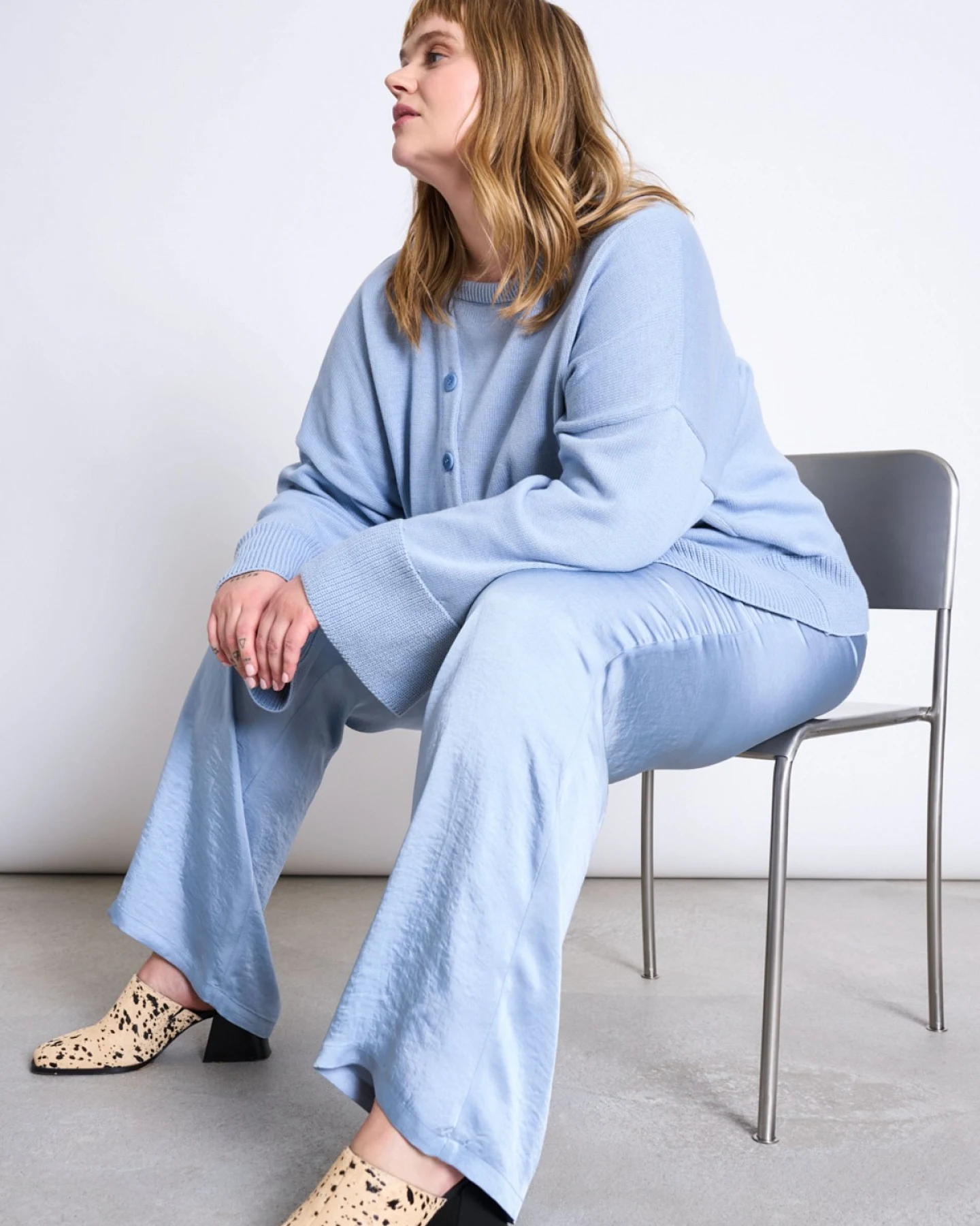 Strickjacke Pebble Hellblau – Ansicht 5