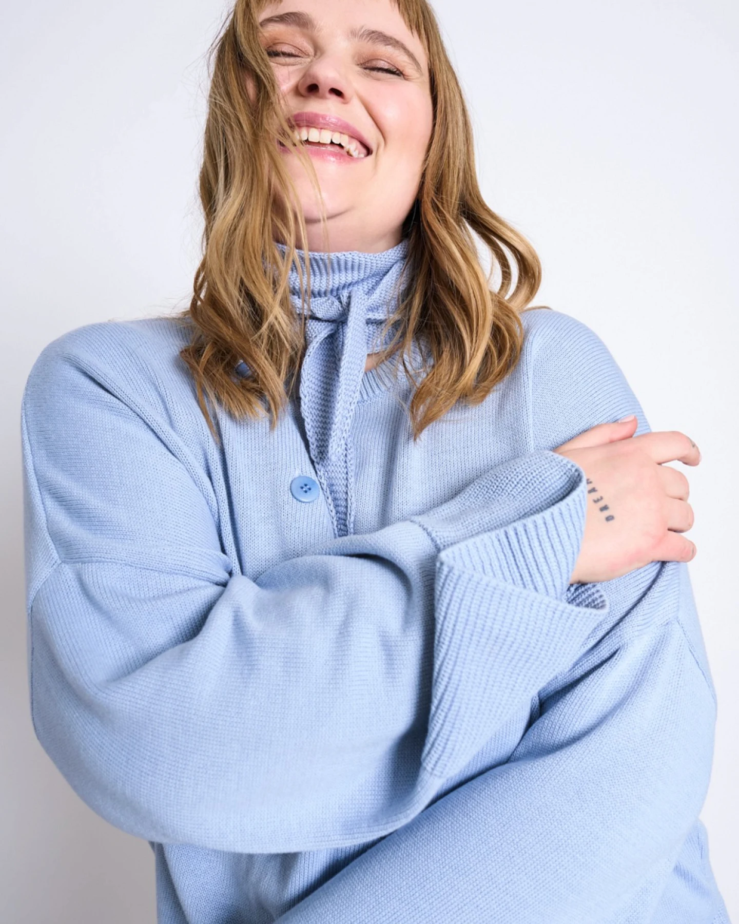 Strickjacke Pebble Hellblau – Ansicht 3