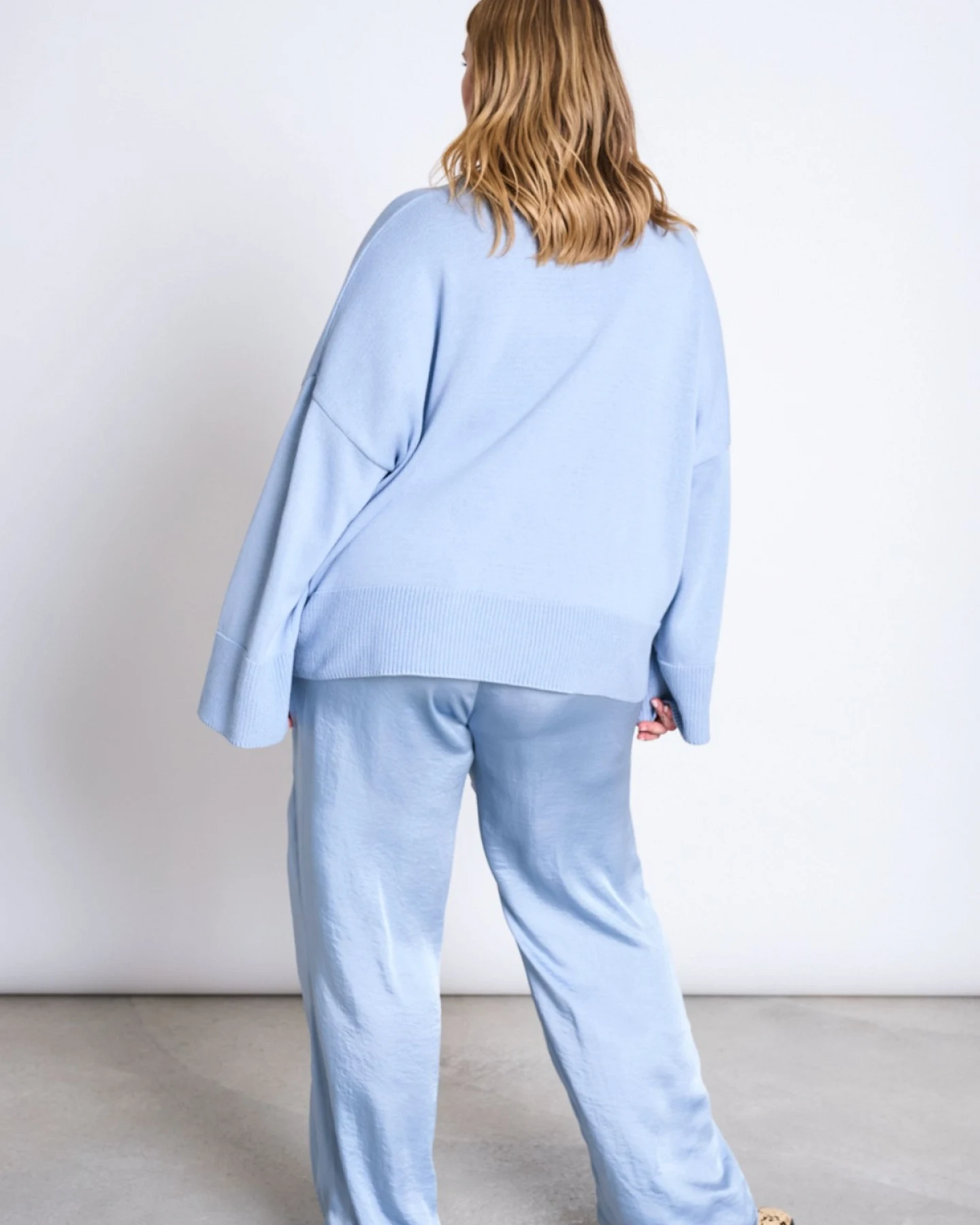 Strickjacke Pebble Hellblau – Ansicht 6