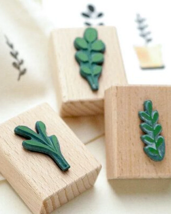 STUDIO KARAMELO Stempel Set DREI PFLÄNZCHEN