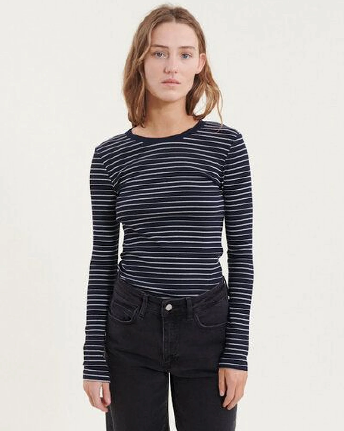 Basic Apparel LUDMILLA Langarmshirt aus Bio-Baumwolle – Ansicht 2