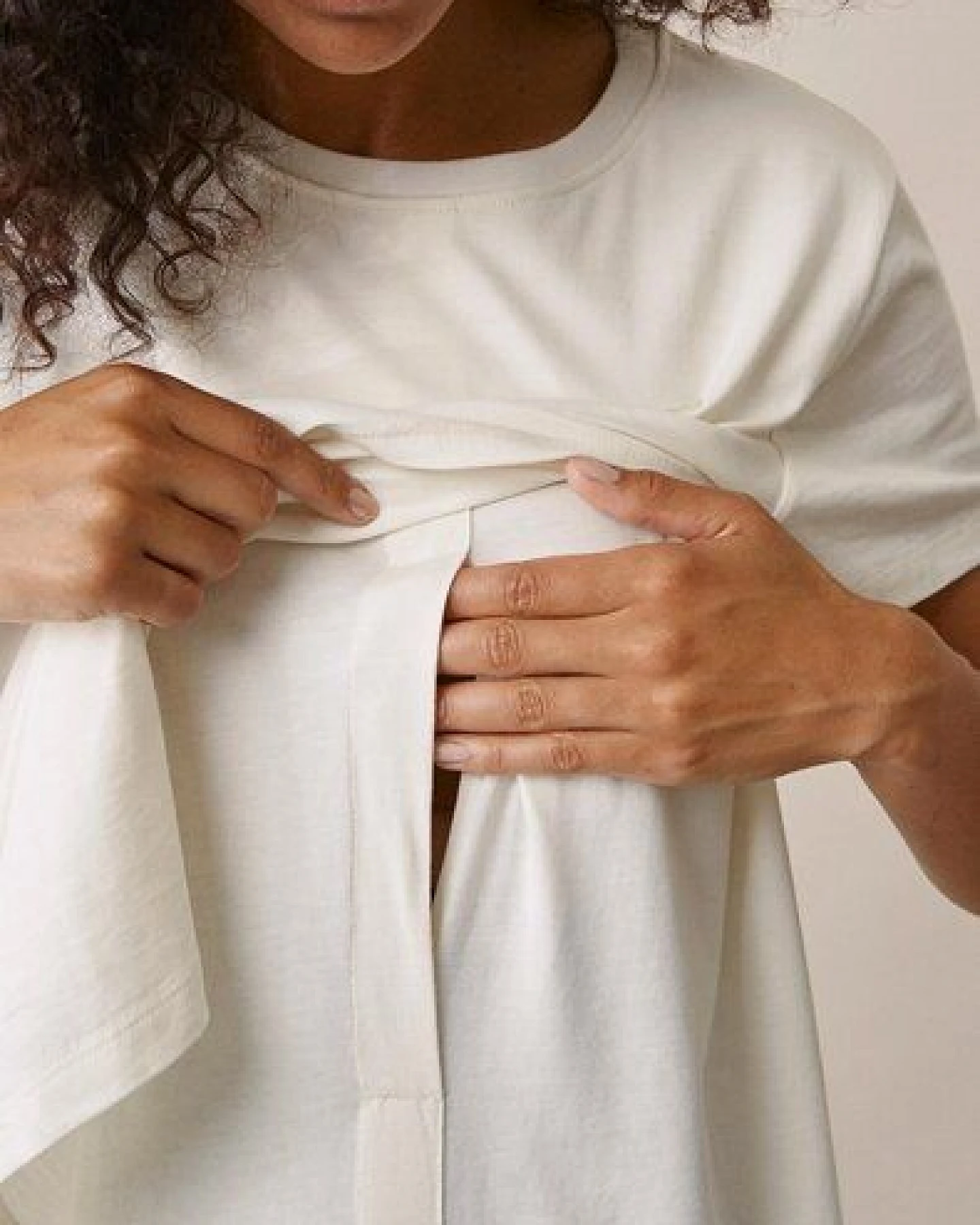 Boob Umstands- und Stillshirt The-shirt – Ansicht 2