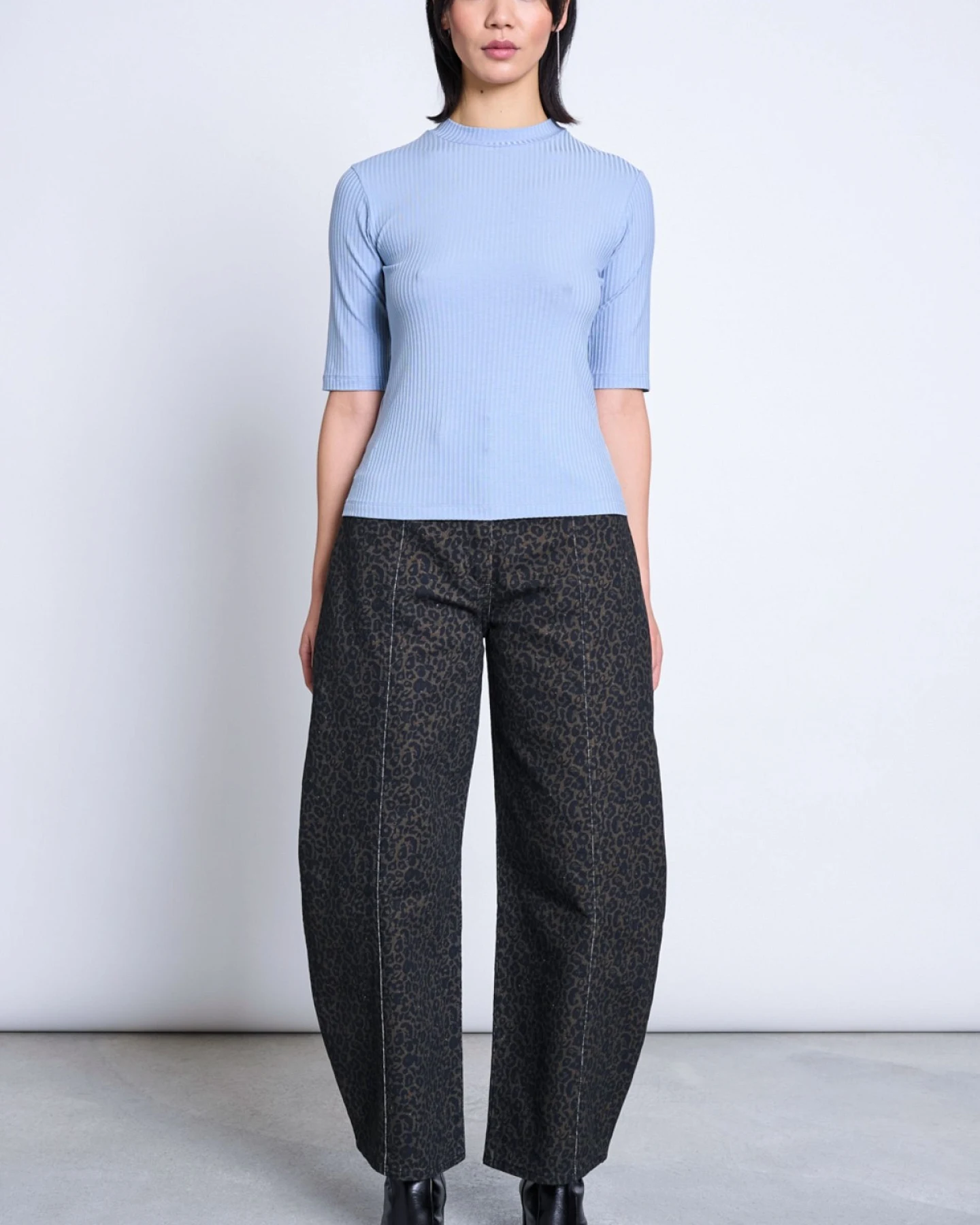 Hose Faya Leo Print Braun – Ansicht 2