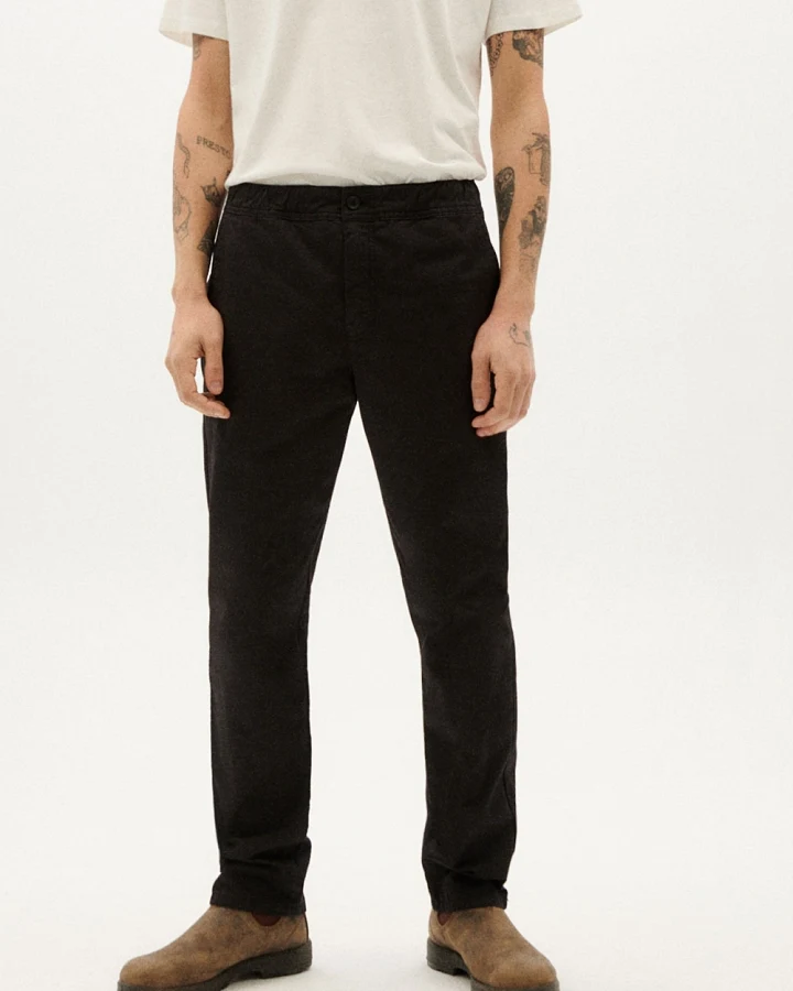 Thinking MU Herren vegan Schwarze Reisehose